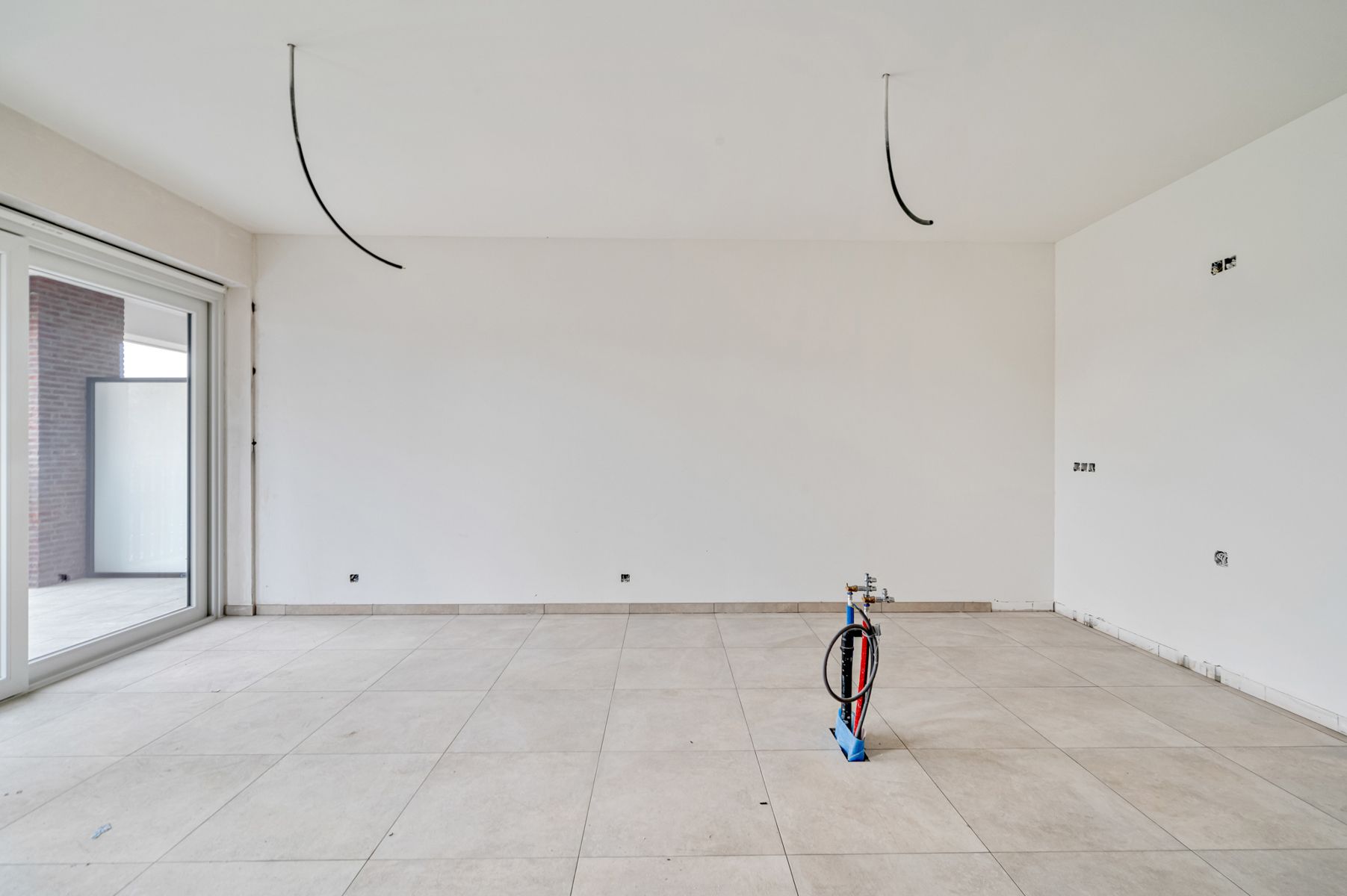 Nieuwbouwappartement met 2 slpks + 2 terrassen foto 2