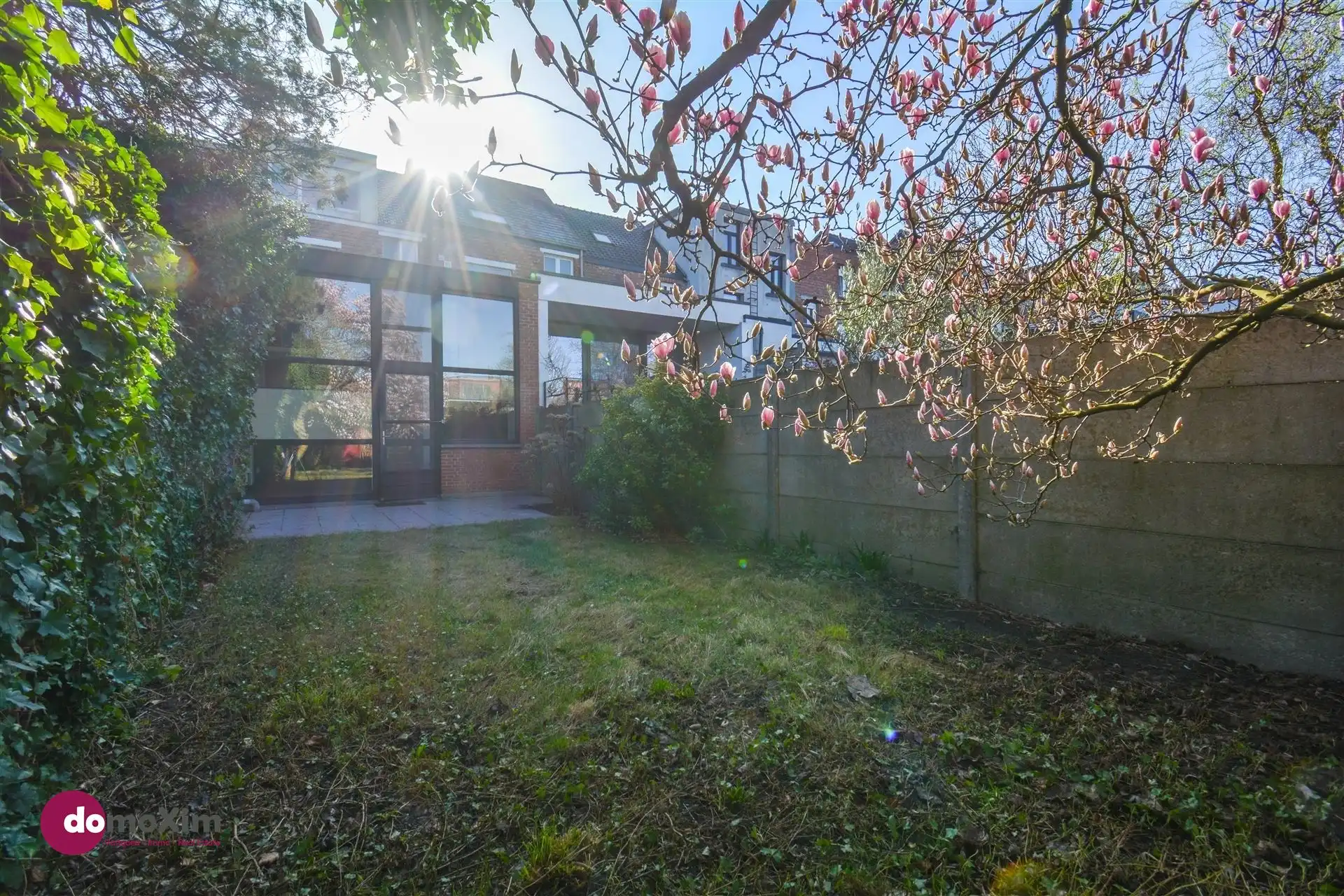 Ruime, karaktervolle stadswoning met twee garageboxen en tuin in Mechelen foto 32