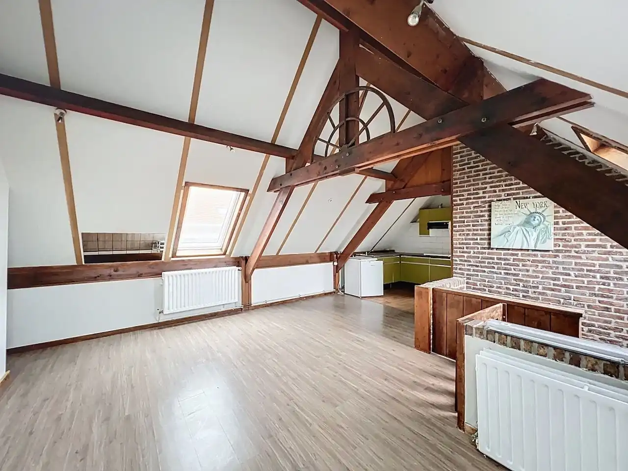 Buitengewoon ruim appartement met open zicht, parking inhuis en multifunctionele zolderruimte foto 17