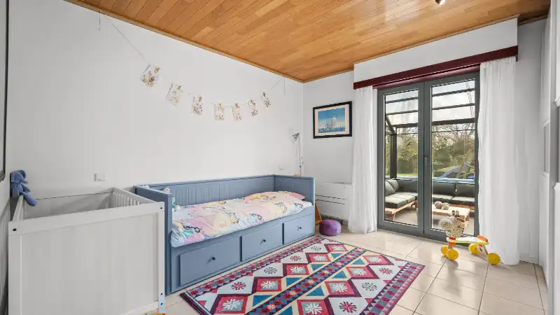 Ruime villa van 302m² op 36 are met zwembad en volledige onderkeldering foto 23