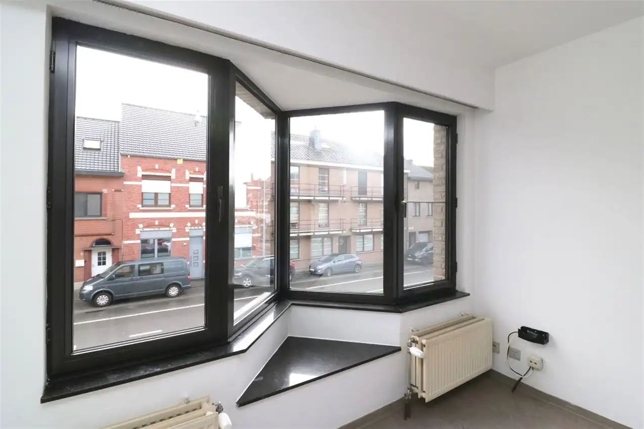 App. met één slaapkamer, autostaanplaats, nabij centrum foto 3