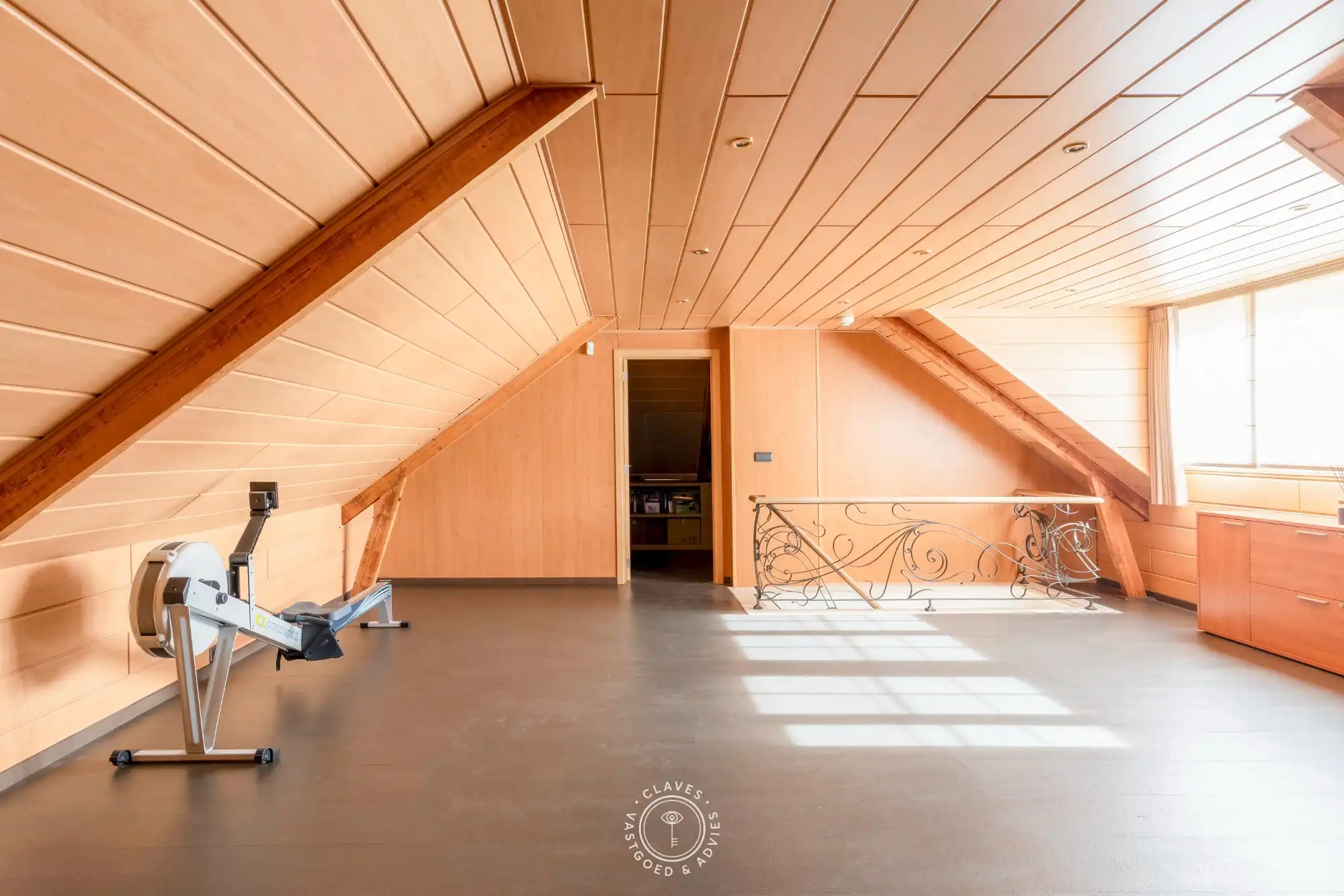 Stijlvol en kwalitatief wonen met een mooie tuin en uitzonderlijk ruime garage in Temse foto 23