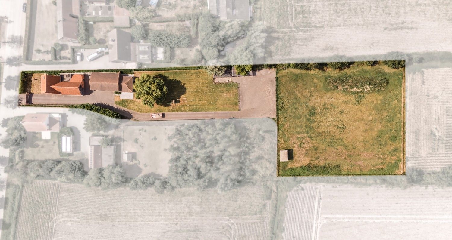 Landelijke woning met ruime opslagplaats op volwassen stuk grond foto 28