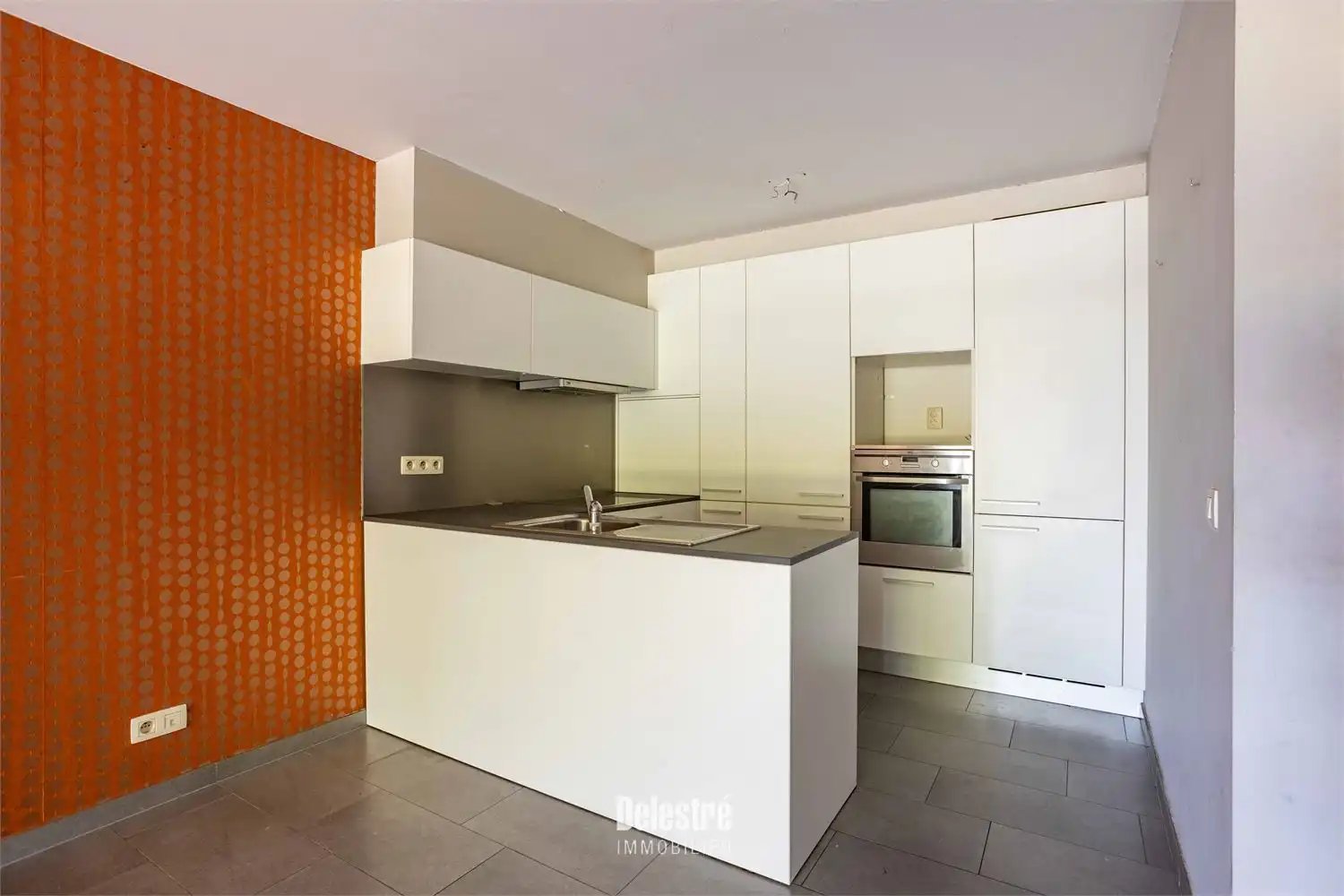 MODERN APP. 3 SLPK. EN RUIM TERRAS MET TUIN INCLUSIEF PARKING foto 16