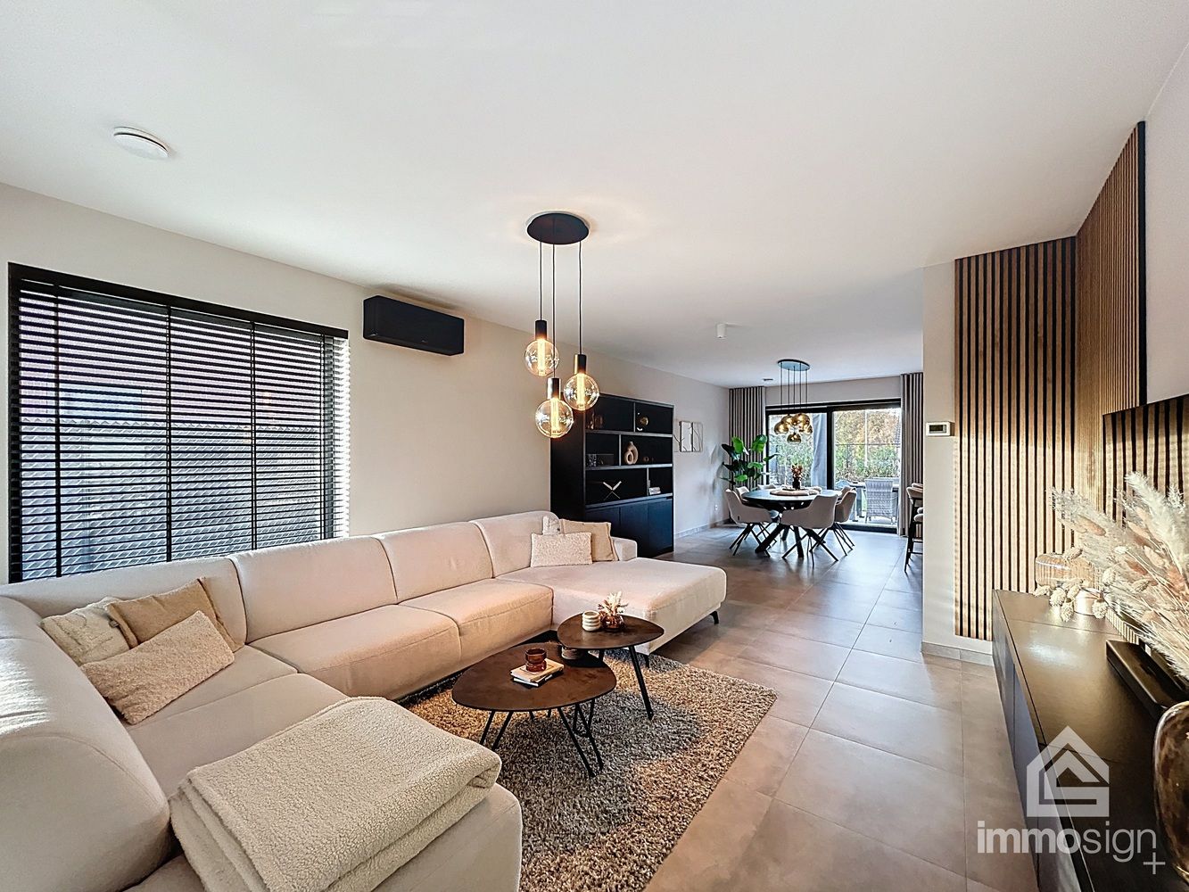 Instapklare, moderne gezinswoning in jonge, rustige buurt te Peer voorzien van tal van troeven foto 3