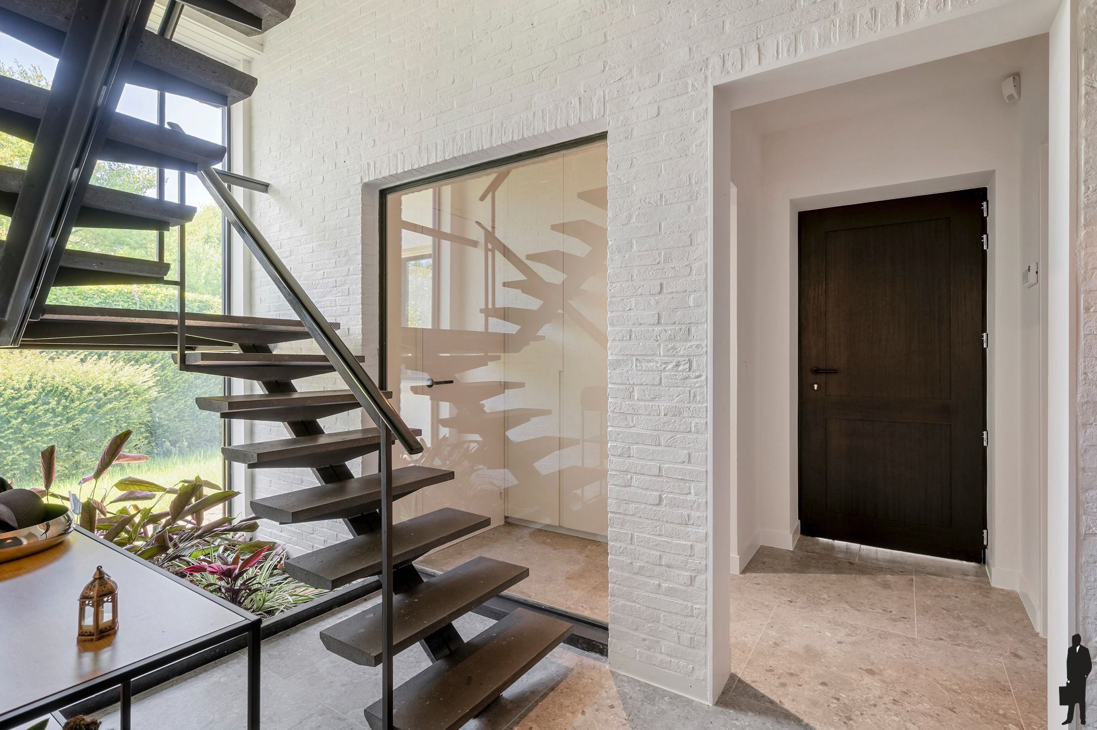Instapklare architectenwoning, op toplocatie in Brasschaat! foto 10