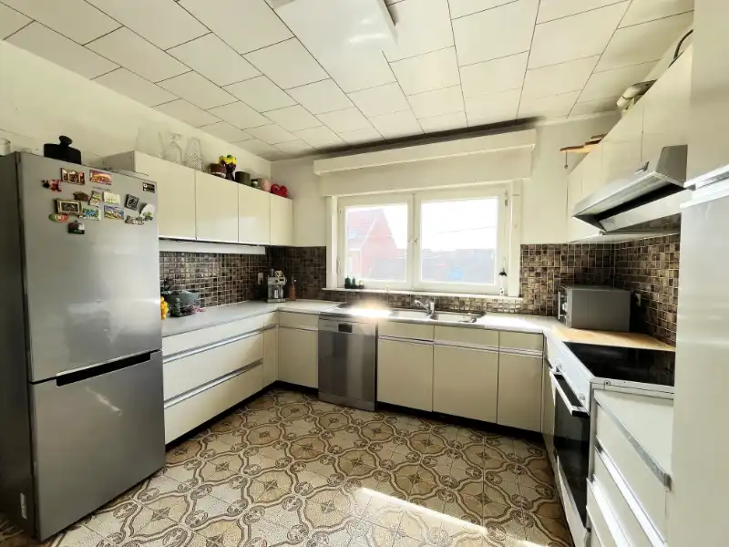 Ruim en karaktervol app. met 2 slaapkamers en garage foto 8