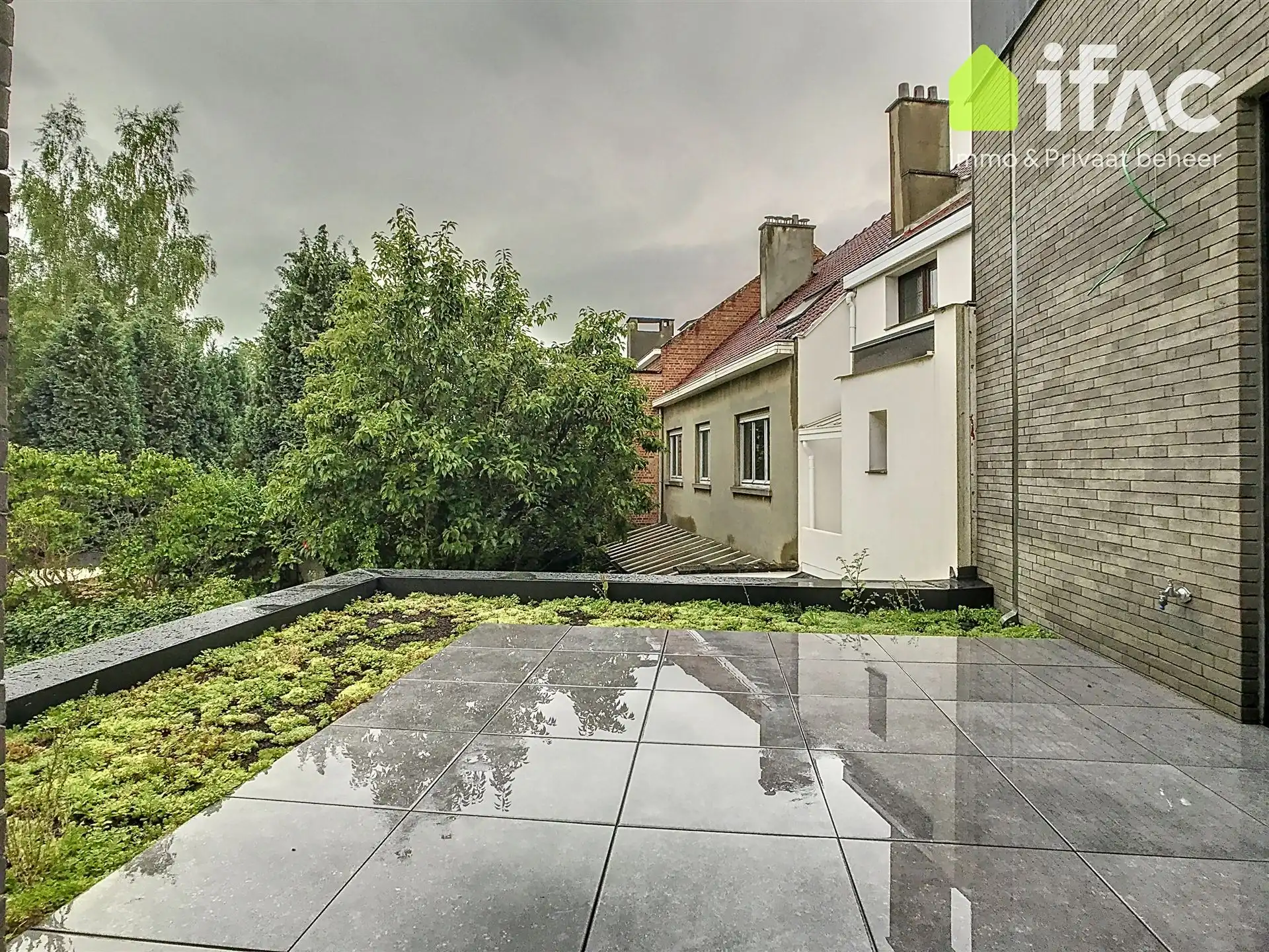 Praktijkruimte modern en lichtrijk in nieuw gebouw foto 12