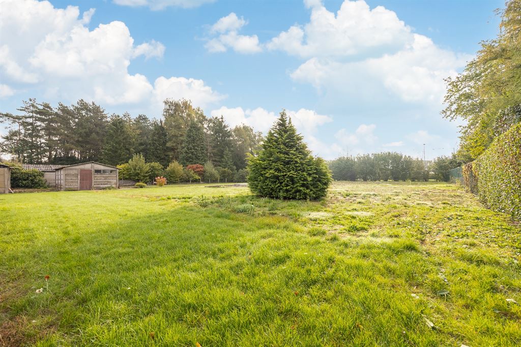Karaktervolle woning met veel potentieel foto 8