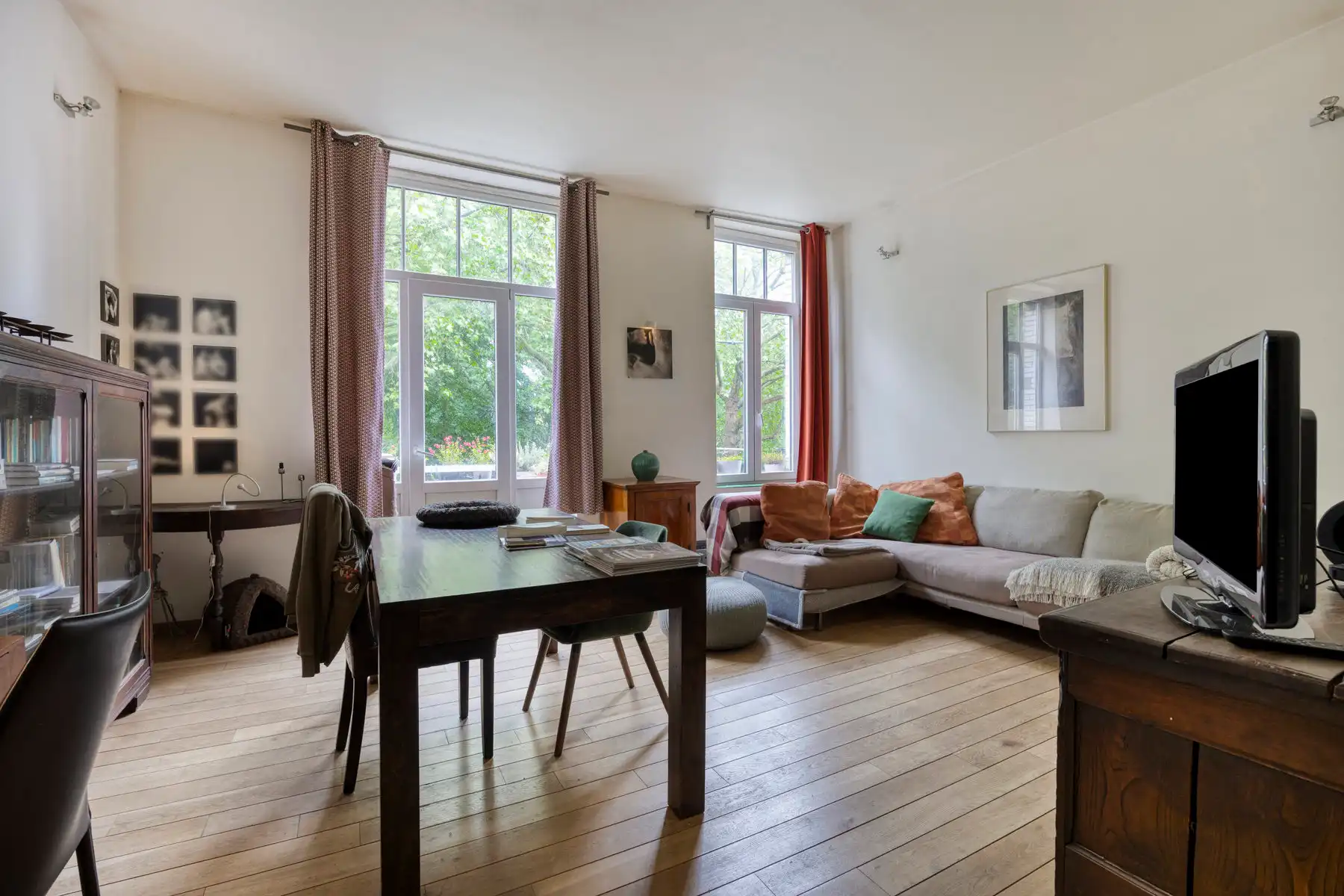 Prachtig gerenoveerde herenwoning met 5 slaapkamers foto 11