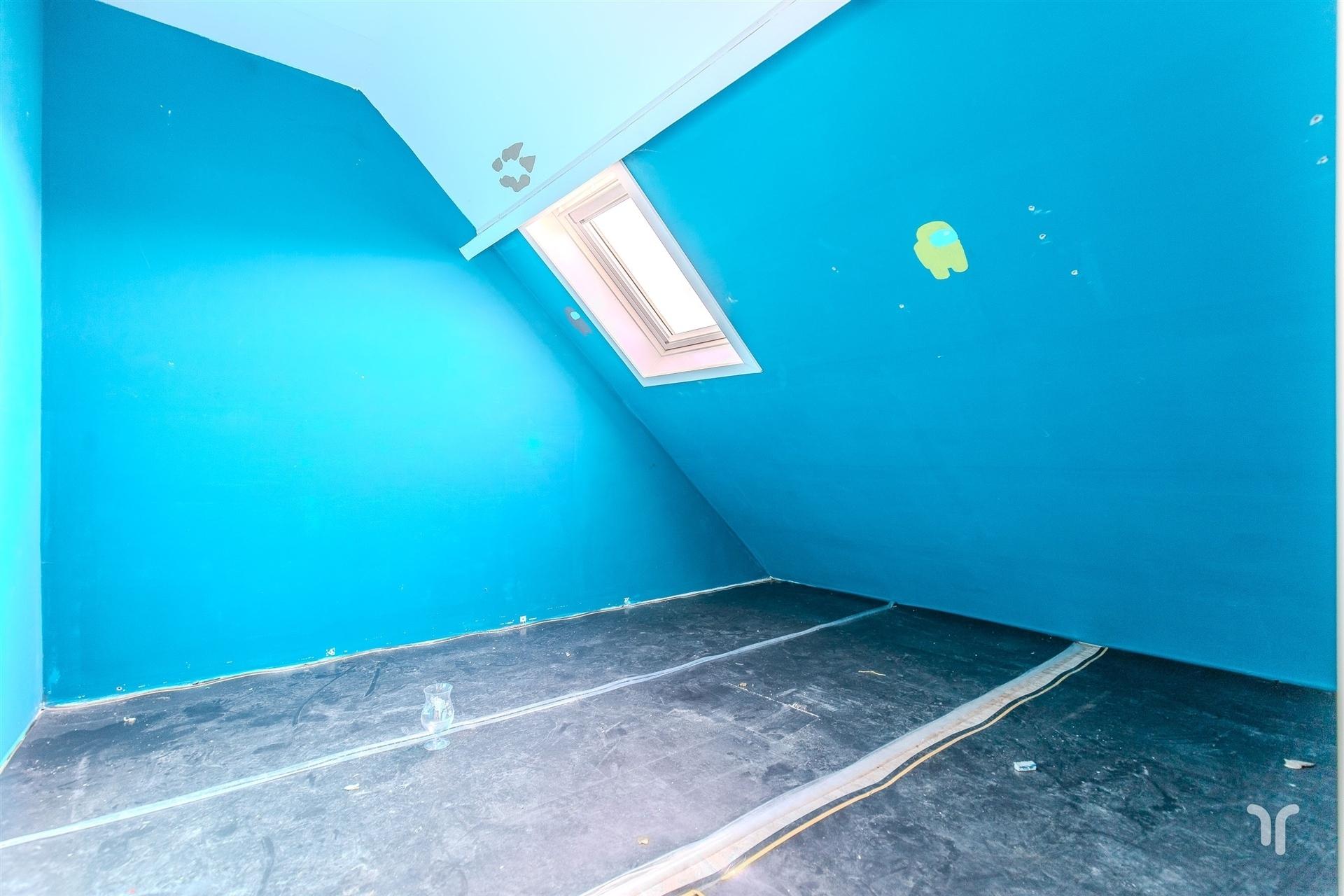 Op te frissen woning te Torhout met zonnige tuin. foto 11