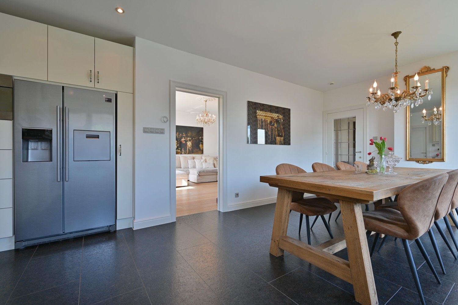 Instapklare, volledig gemoderniseerde woning met zwembad en riant bijgebouw, mooi landelijk gelegen te Maasmechelen-Leut foto 14