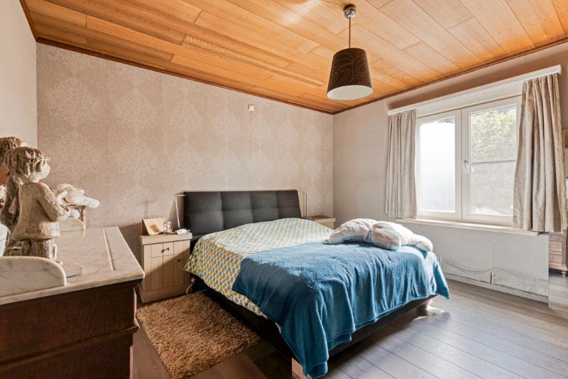 Ruime open bebouwing met potentieel in groene, rustige buurt van Evergem foto 5