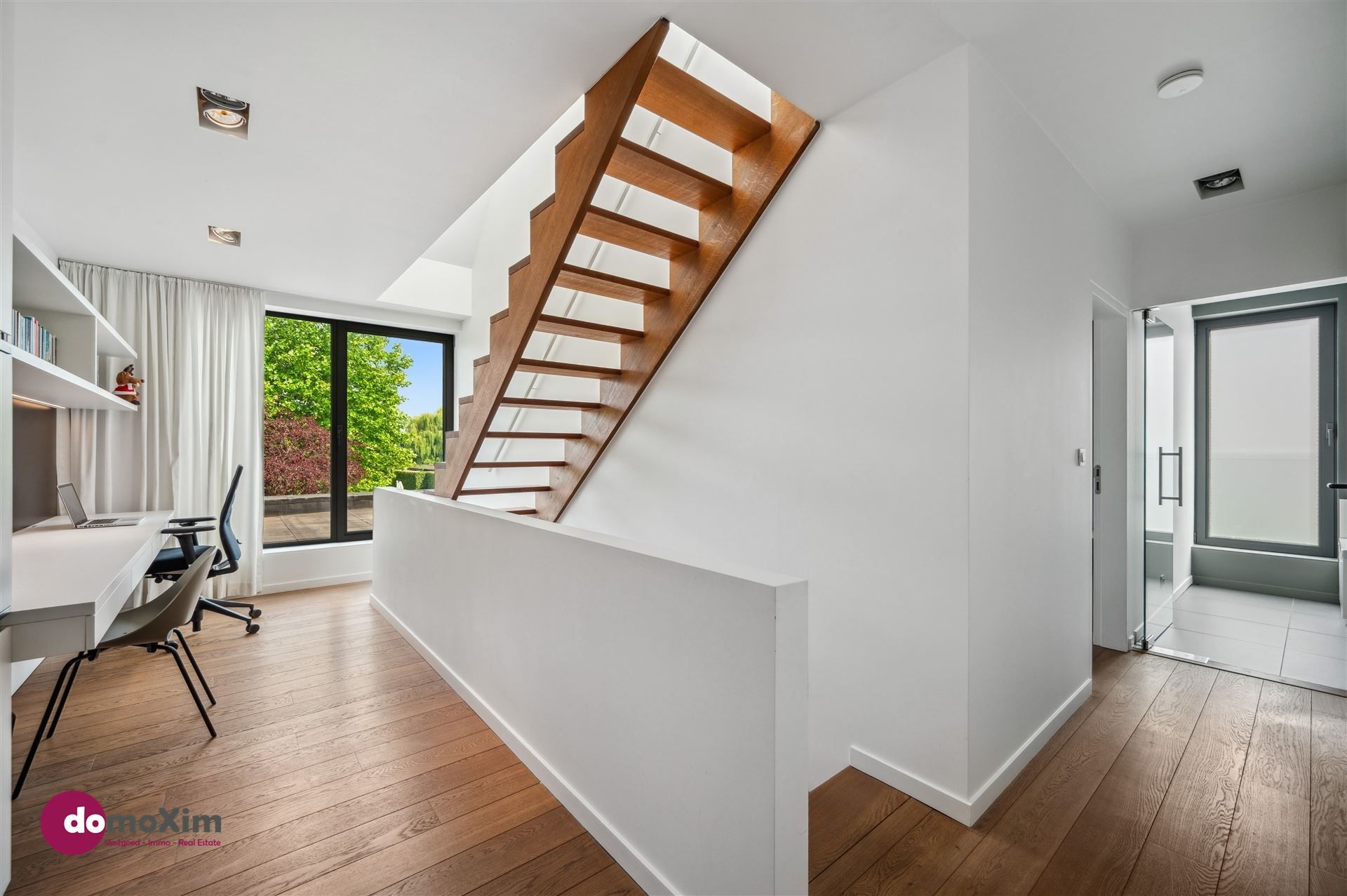Instapklare, energiezuinige woning met home-office en prachtige tuin in rustige residentiële buurt te Putte foto 11