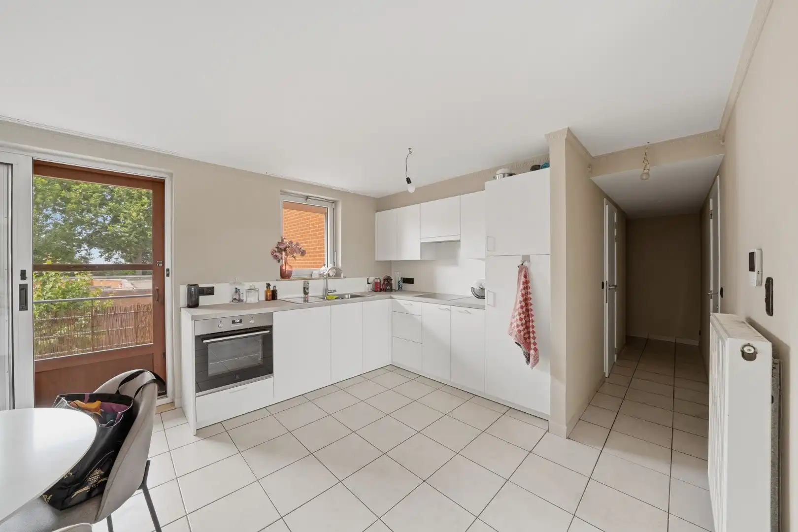Opbrengsteigendom met 3 verhuurde appartementen in Oudenburg foto 5
