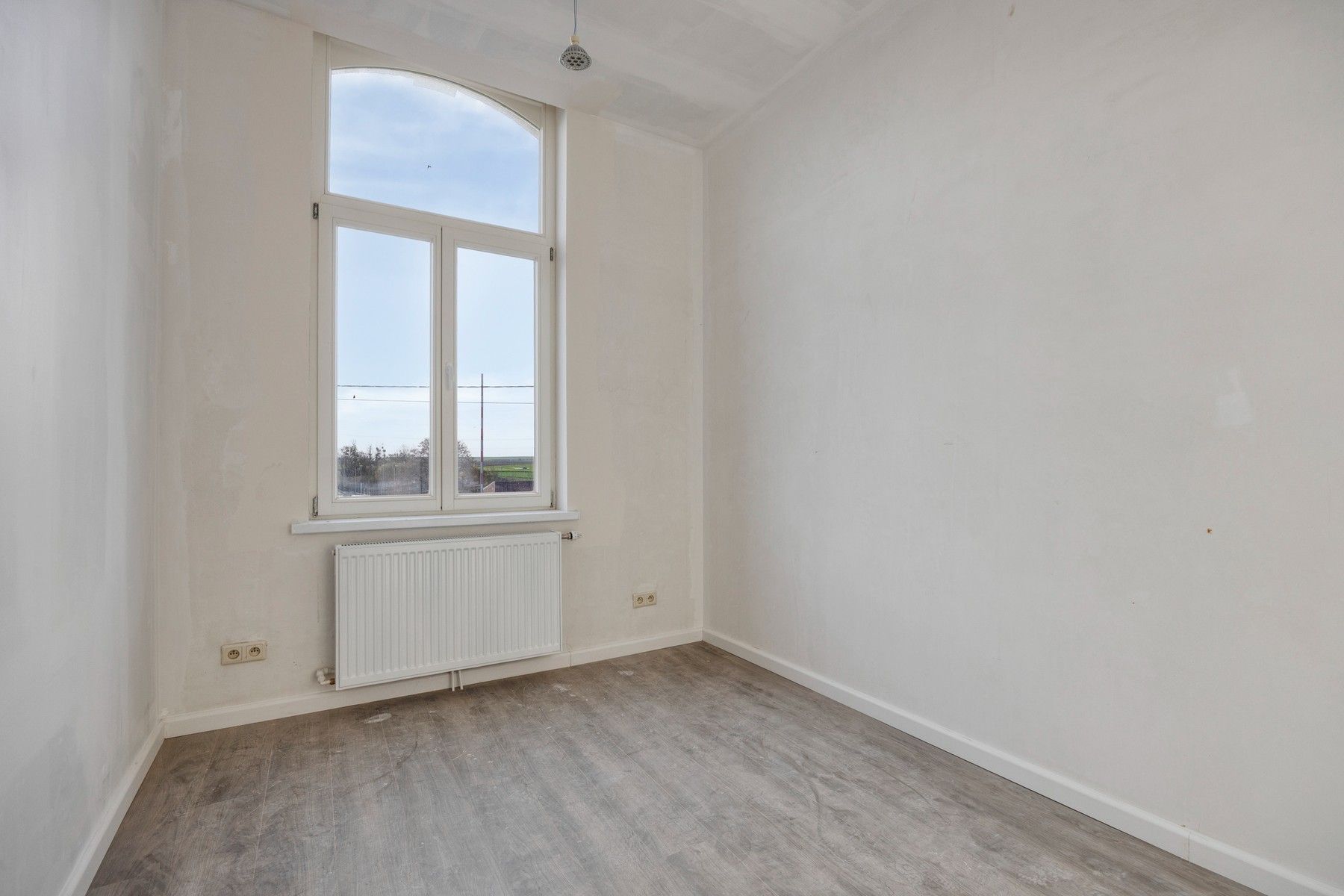 Gerenoveerde eengezinswoning in historische site foto 8