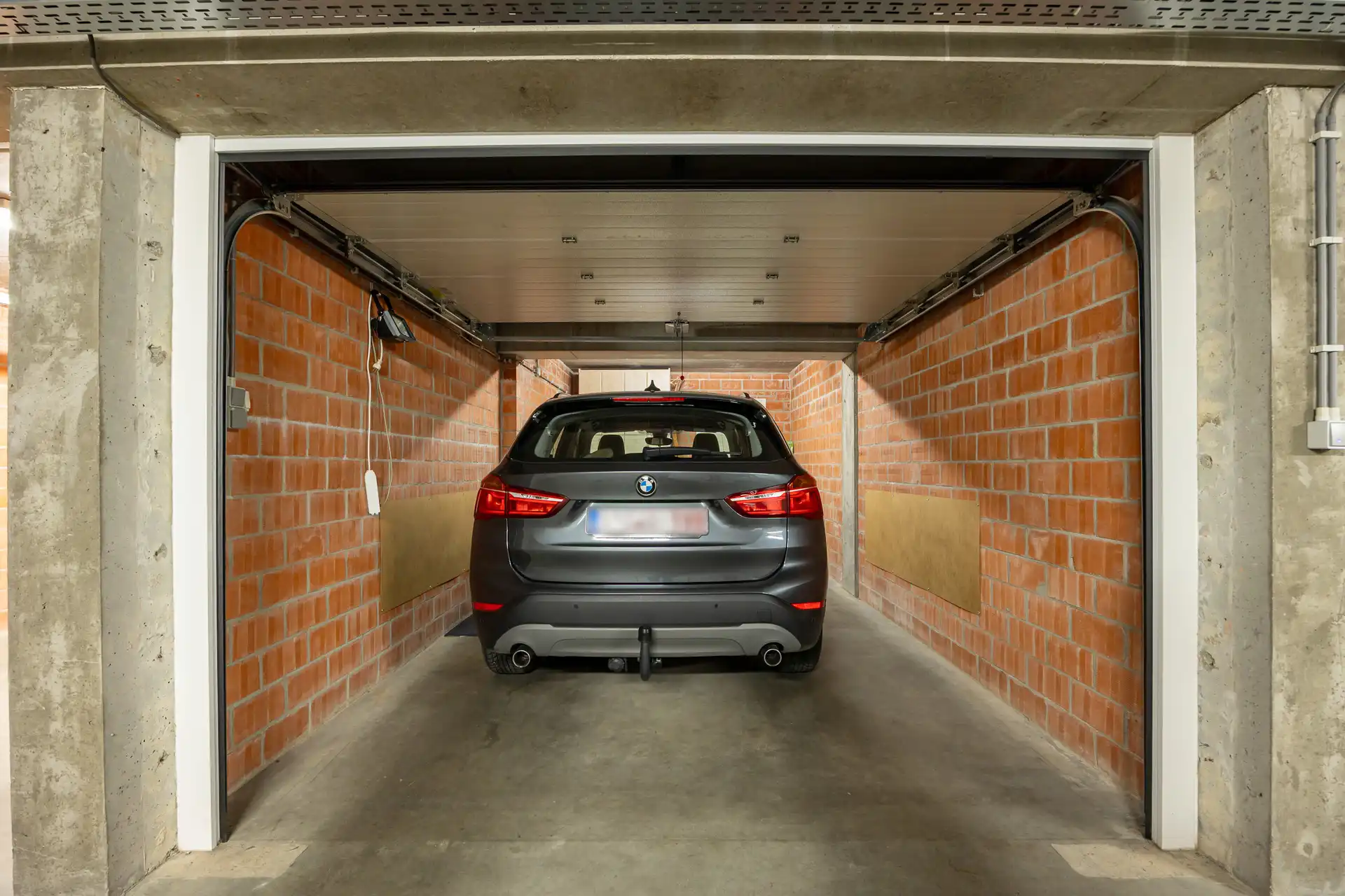 Ruim recent app. (2013 ) met 2 slpk's en garagebox foto 15