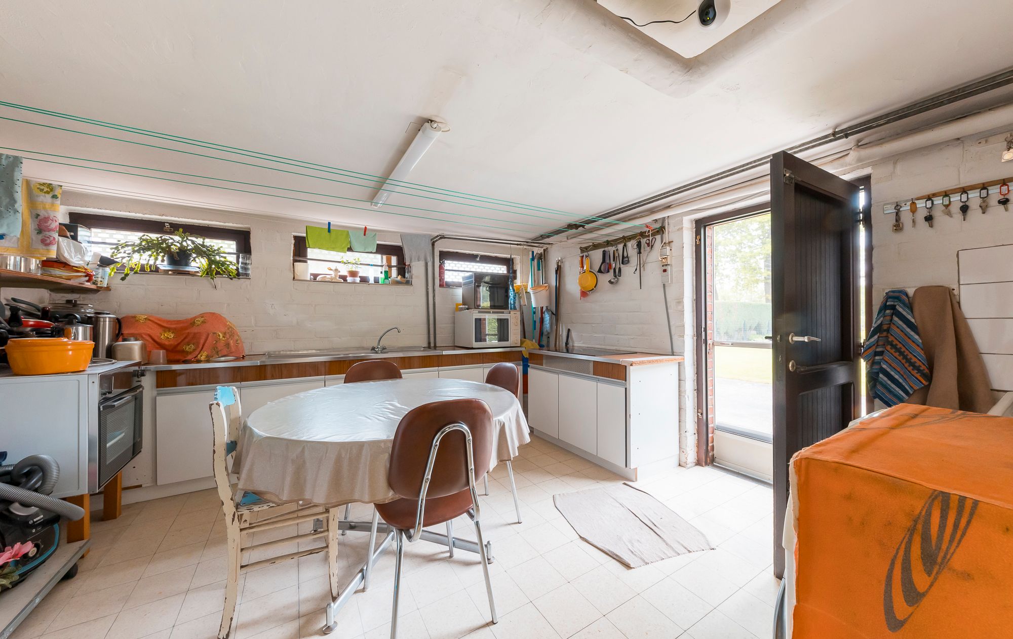 TE KOOP: Zeer goed onderhouden woning op perceel van 9a 06ca in Gerdingen (Bree) foto 22