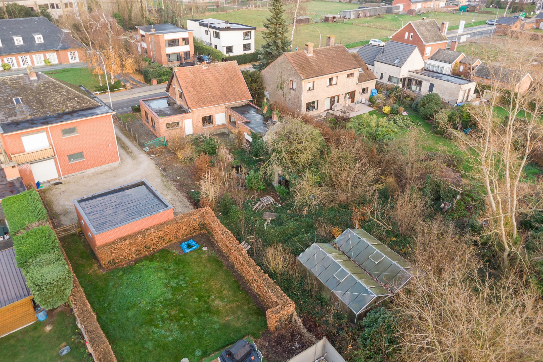 Renovatieproject op 756m² vlakbij centrum foto 2