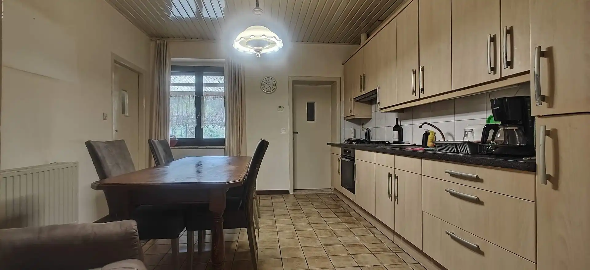 Te renoveren woning met 3 slaapkamers  foto 10