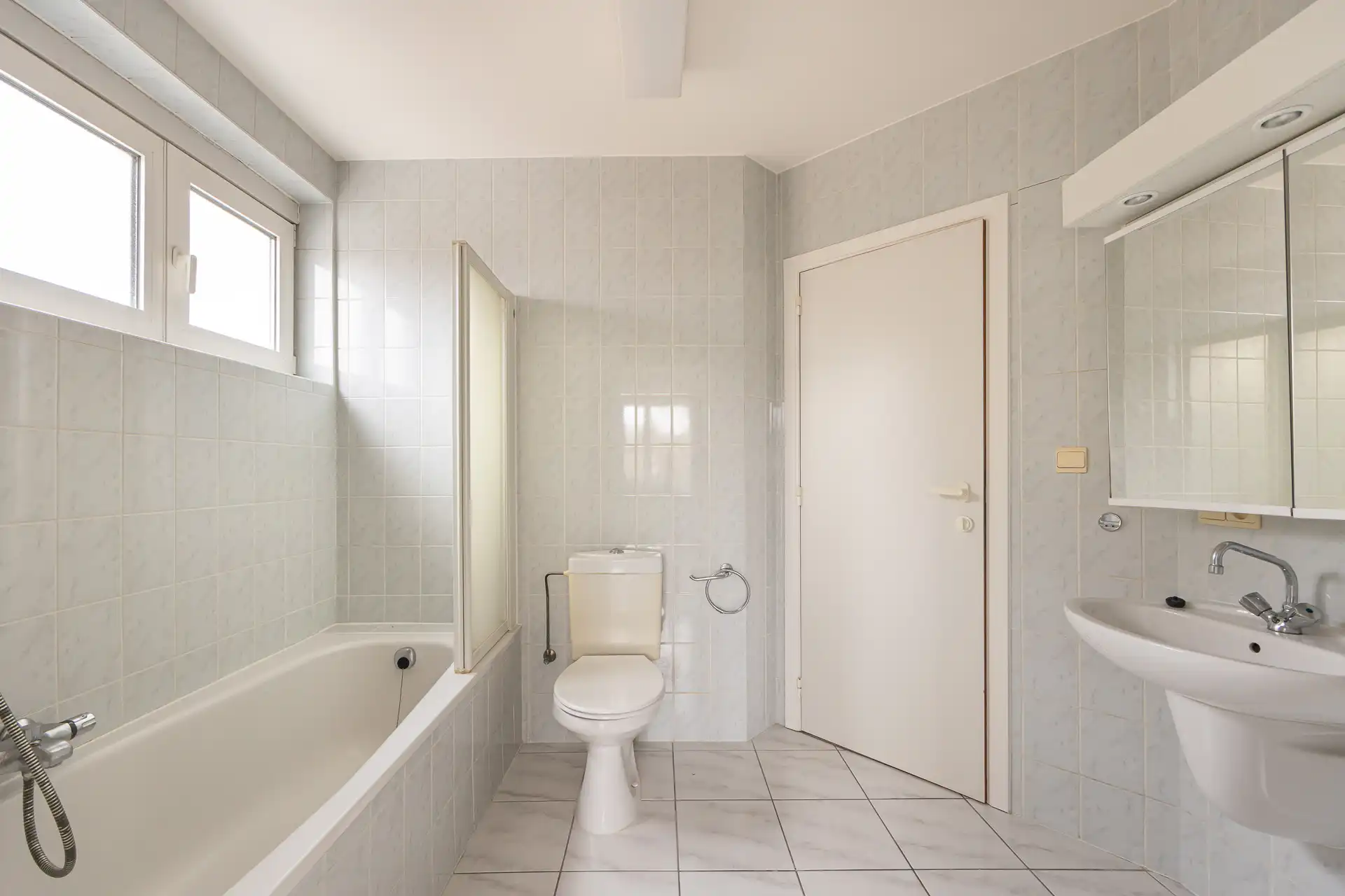 Ruime HOB in topbuurt met 4/5 slaapkamers! foto 7