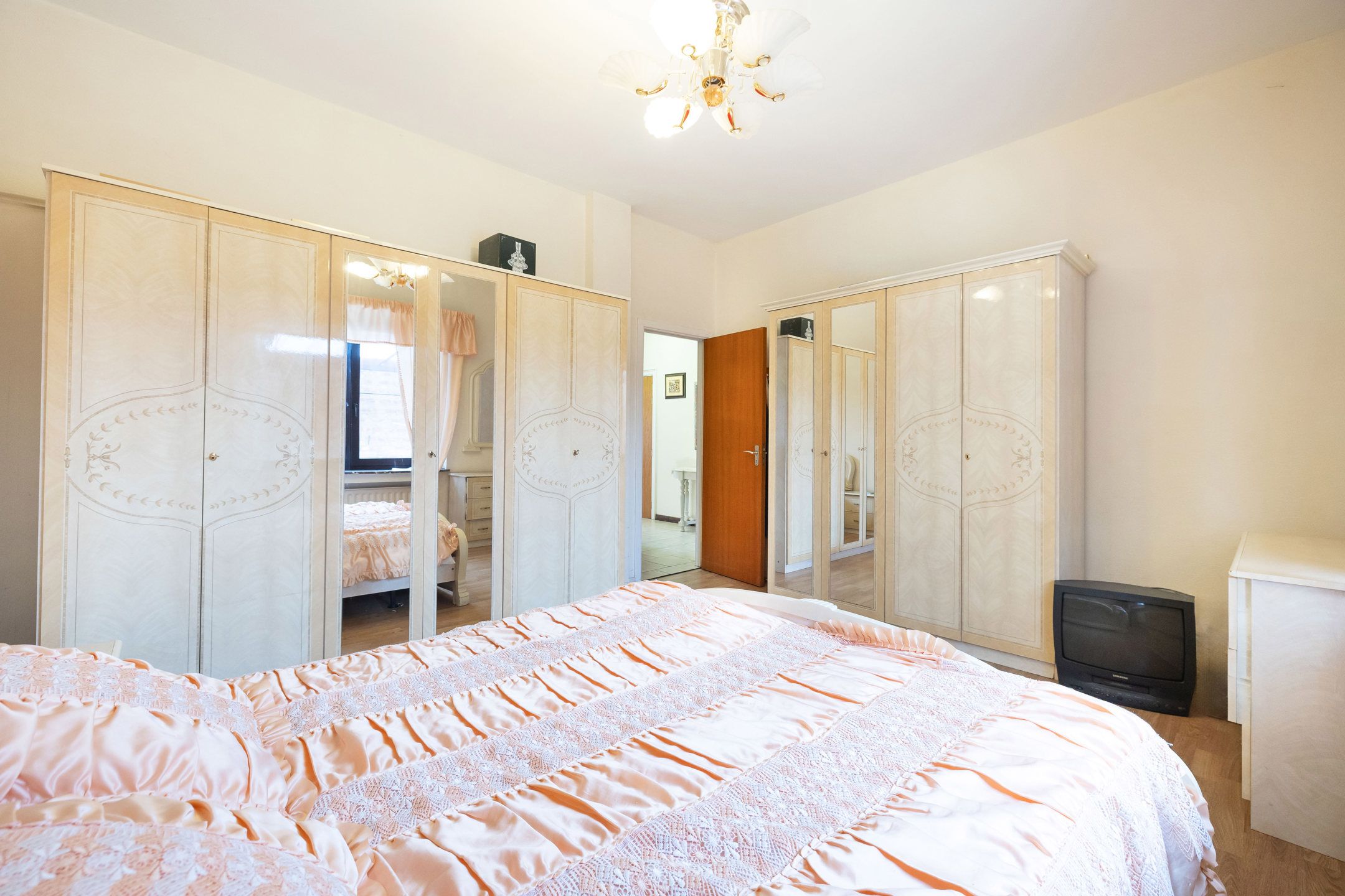 Appartement met 2 slaapkamers van ± 85 m² foto 9