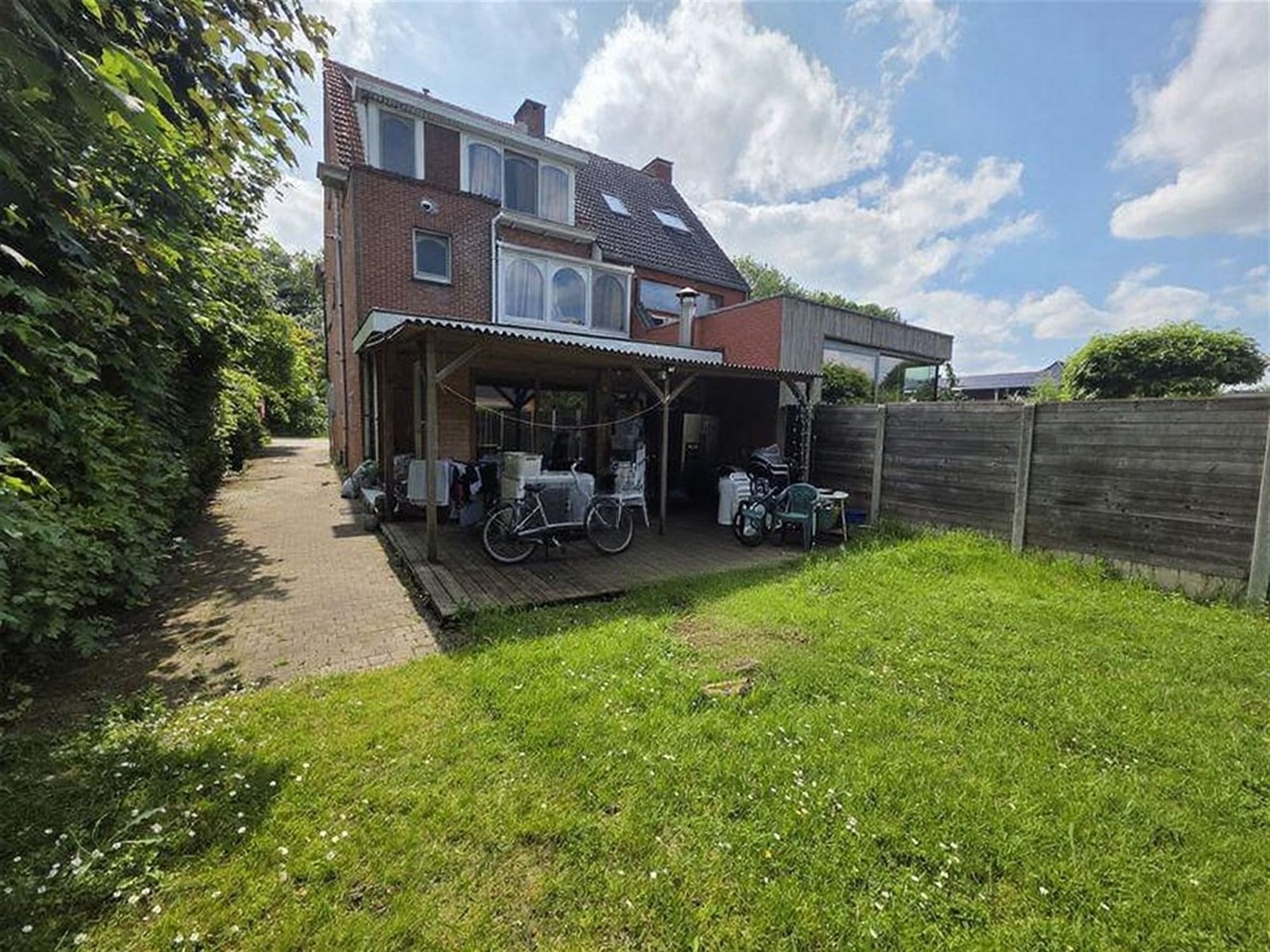 Enorme gezinswoning op 463 m² met 4 à 5 slpks en 2 badk. foto 10