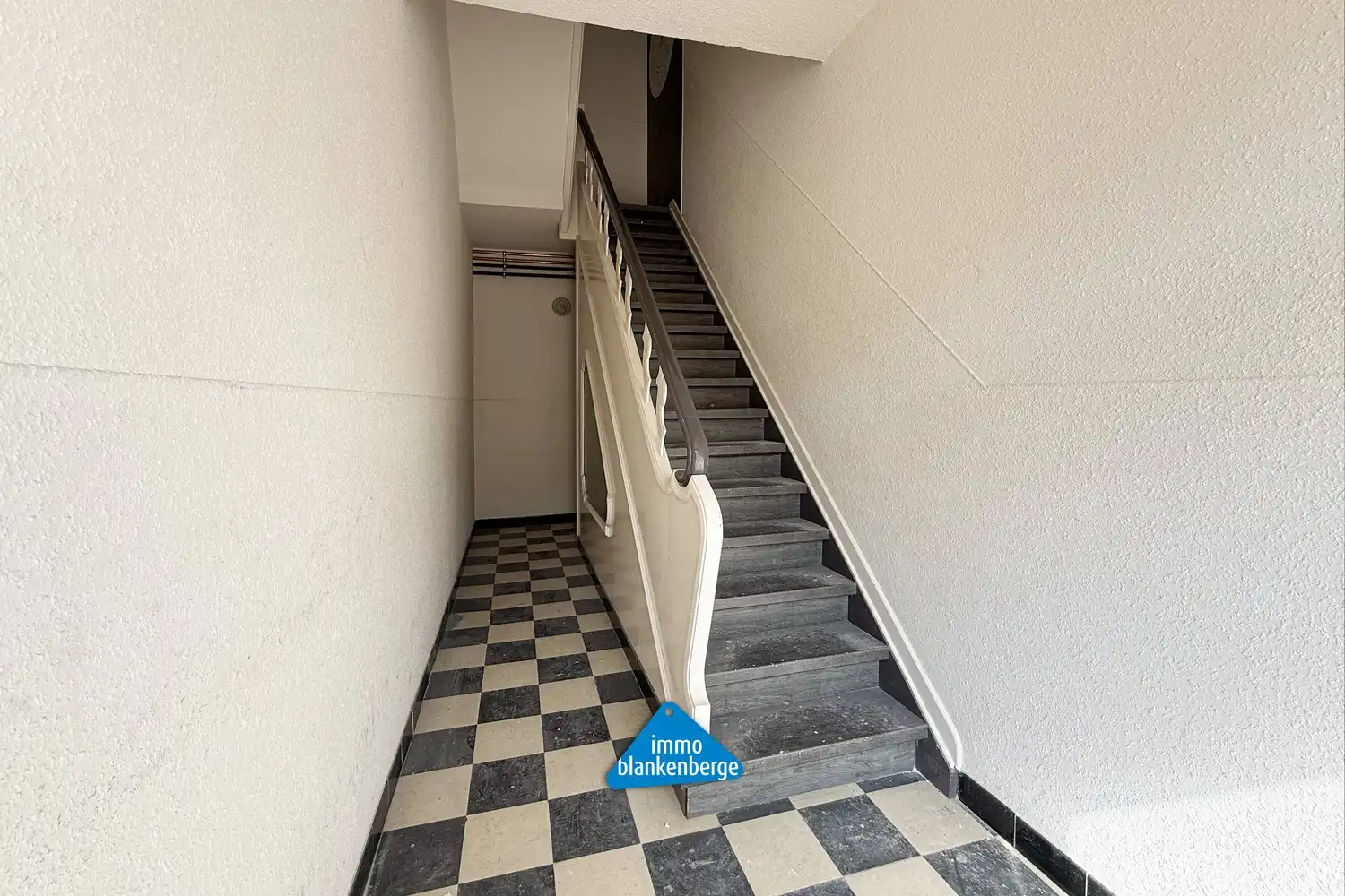 Stijlvol gerenoveerd appartement op toplocatie in Blankenberge foto 11