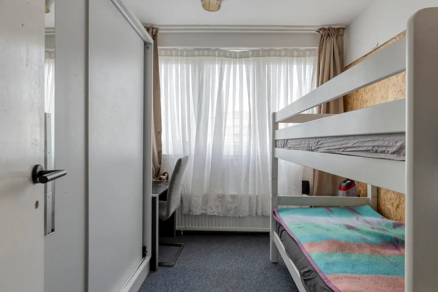 Instapklaar 3-slaapkamer appartement met subliem uitzicht foto 13