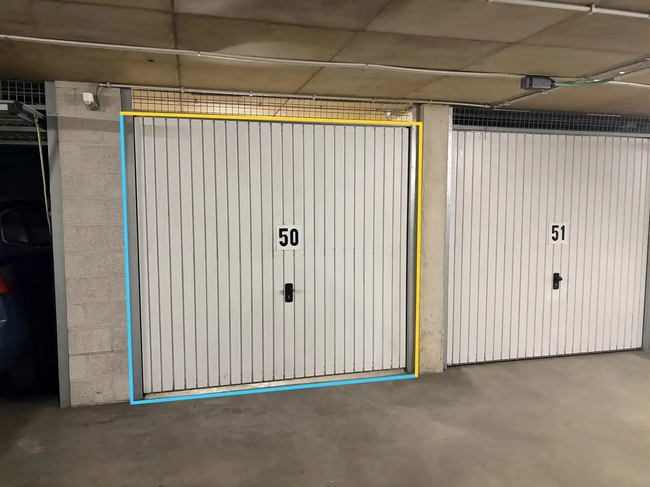 Afgesloten, ruime garagebox in residentie Cartijnenveld te Leuven foto 3