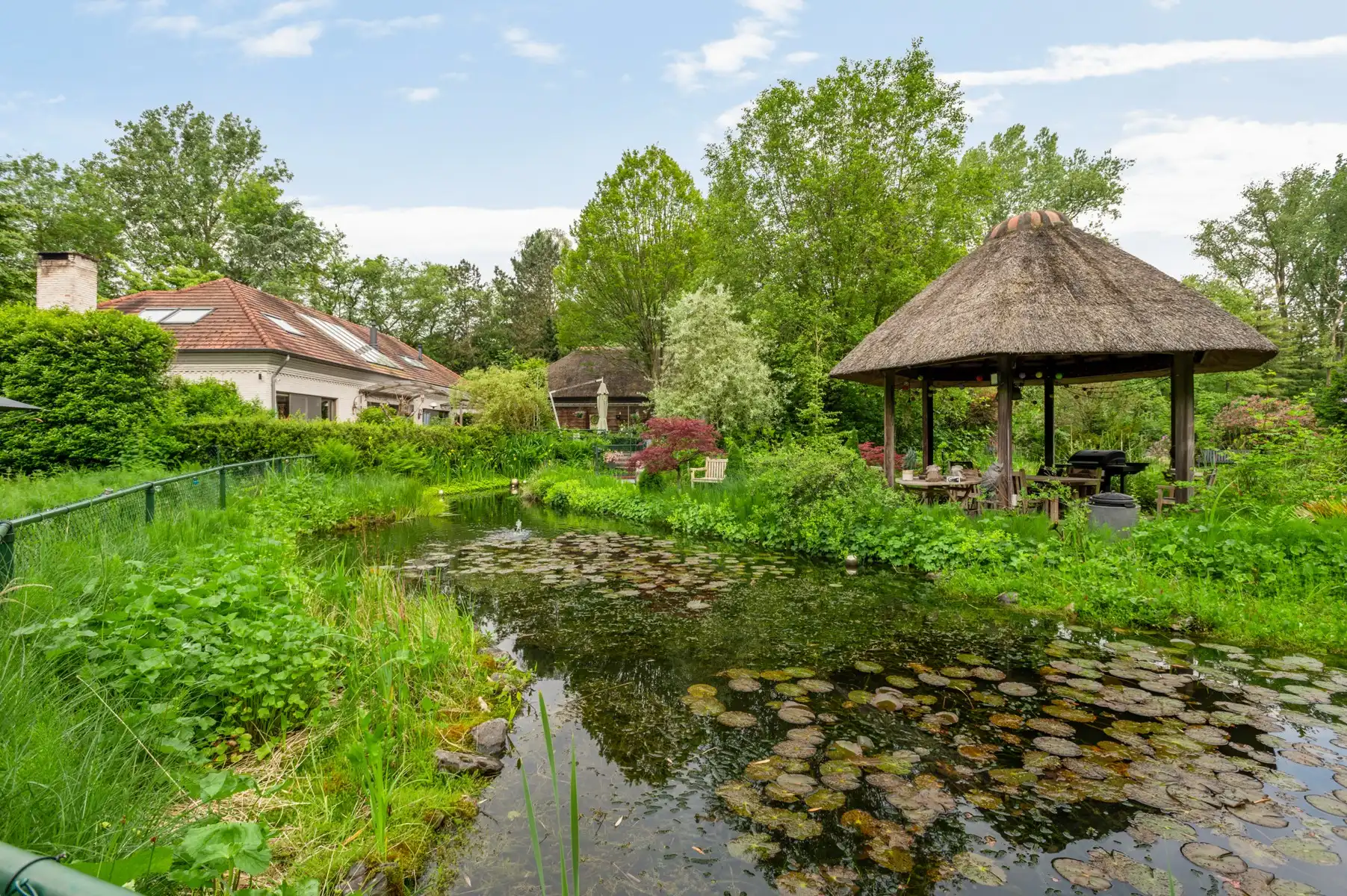 Exclusieve grond op uniek domein van 20.201 m² op een topligging foto 12