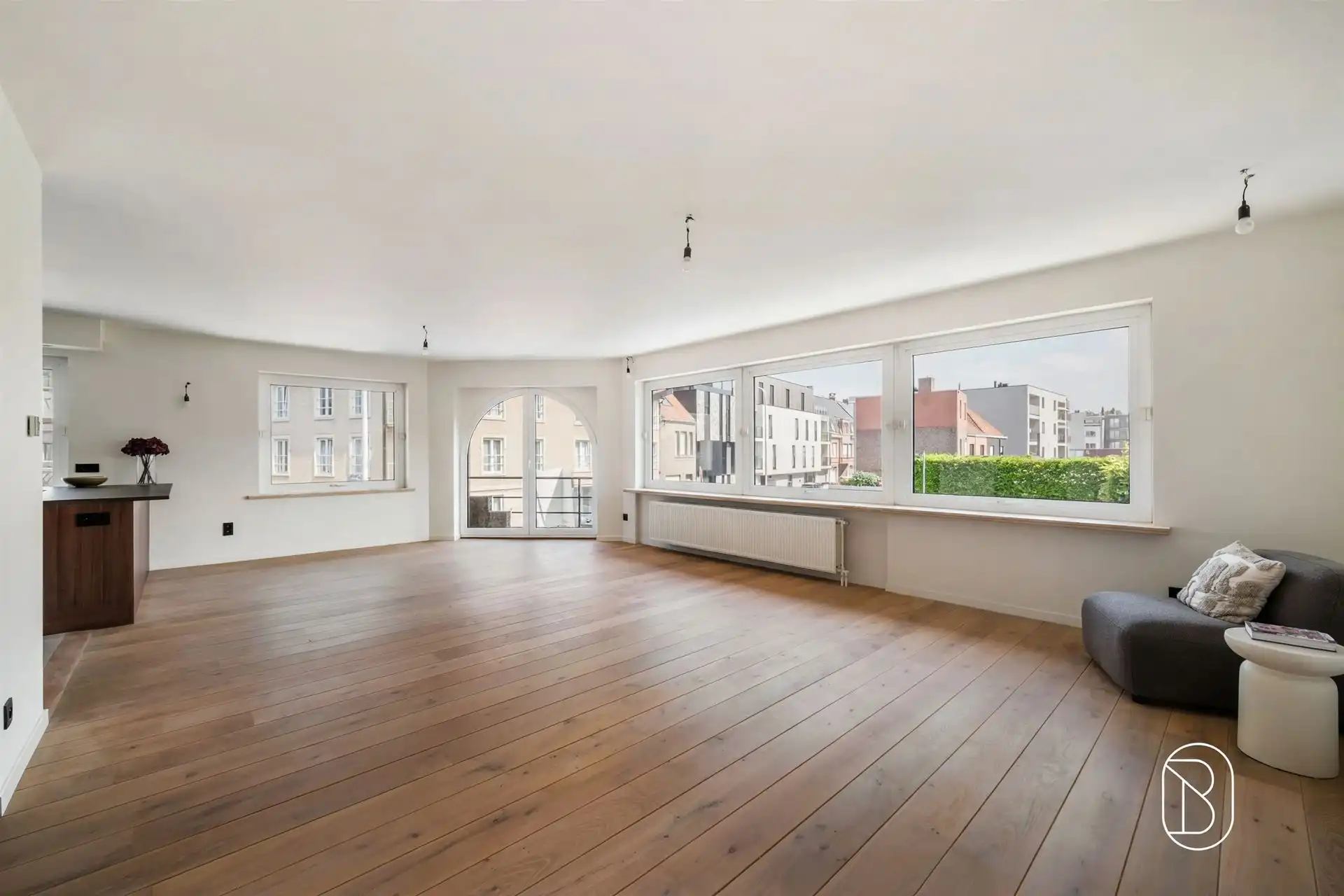 Stijlvol gerenoveerd appartement in het centrum! foto 4