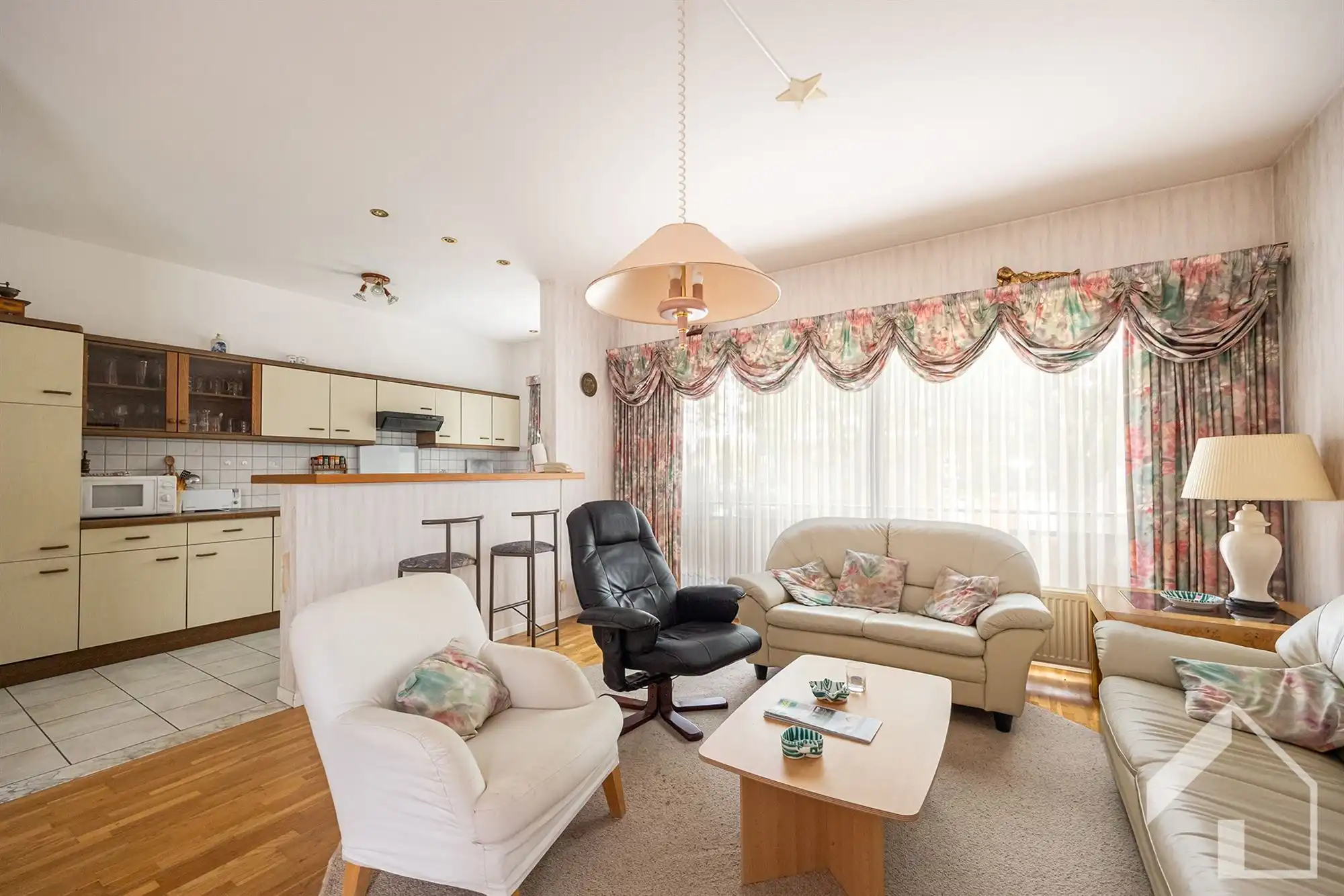 Goed gelegen appartement met garagebox foto 5