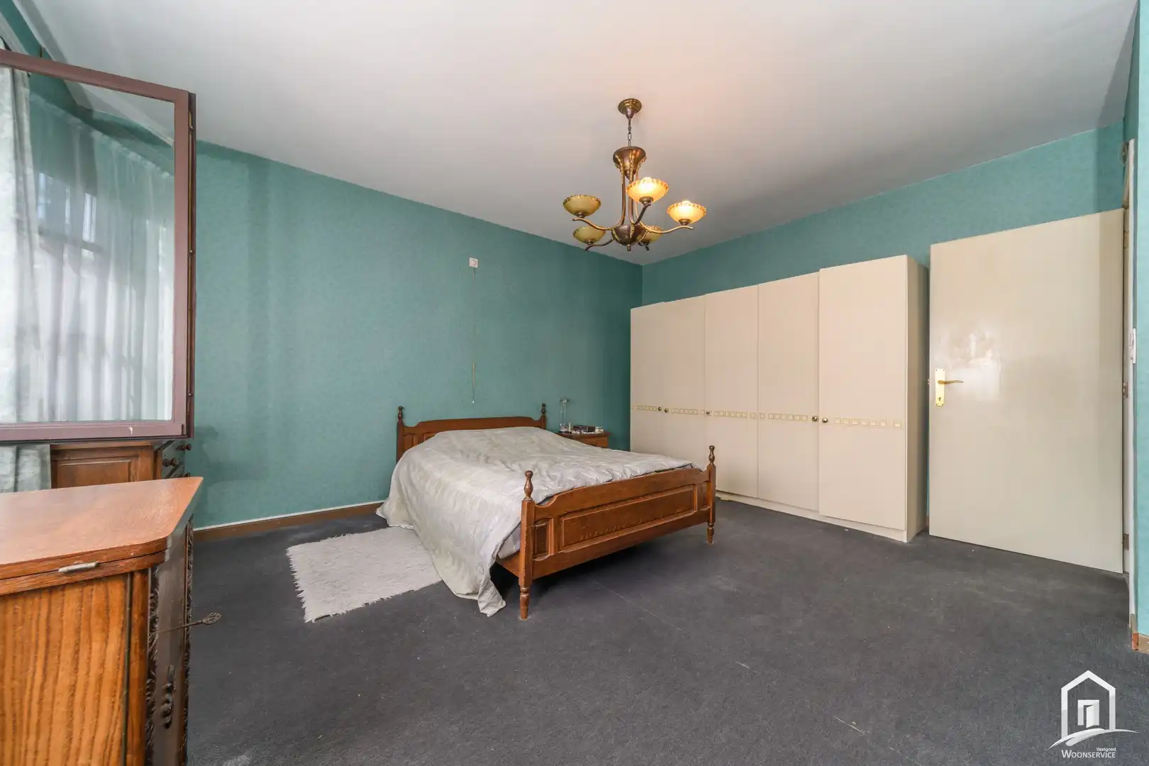 Rustig gelegen gezinswoning met 4 slaapkamers te Erembodegem. foto 14