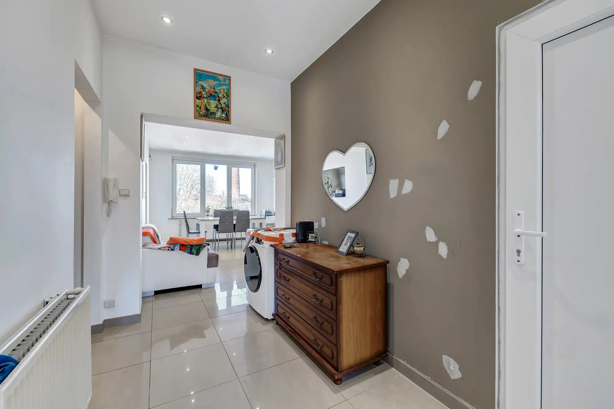 Instapklaar appartement te koop in Anderlecht foto 2