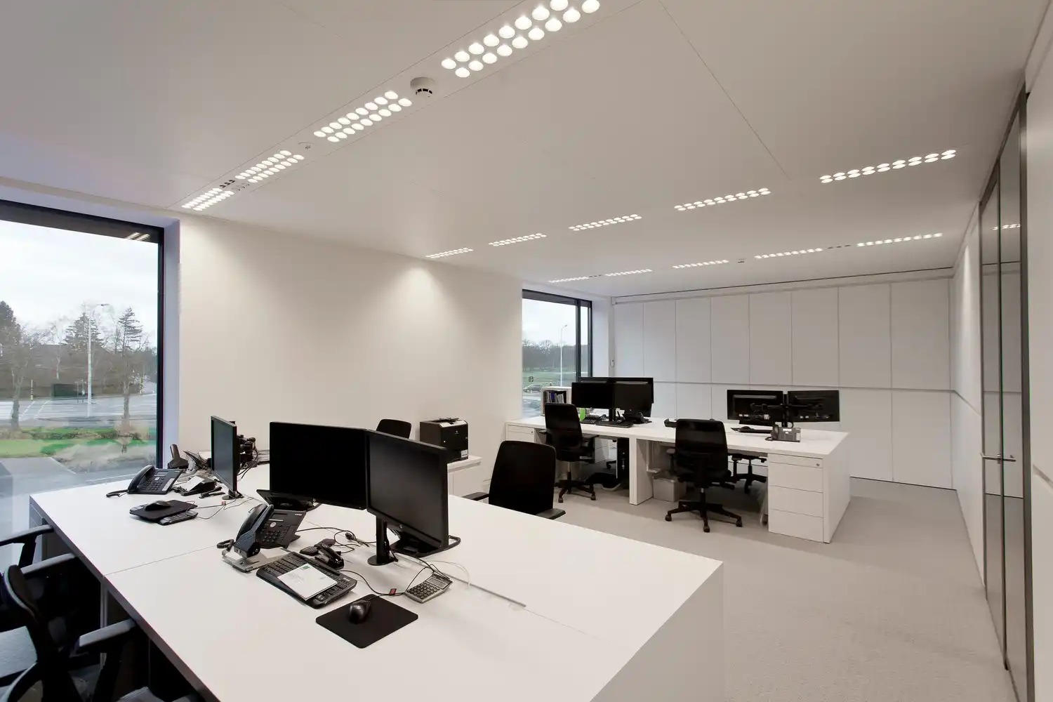 1067m² hoogwaardig kantoorgebouw foto 13