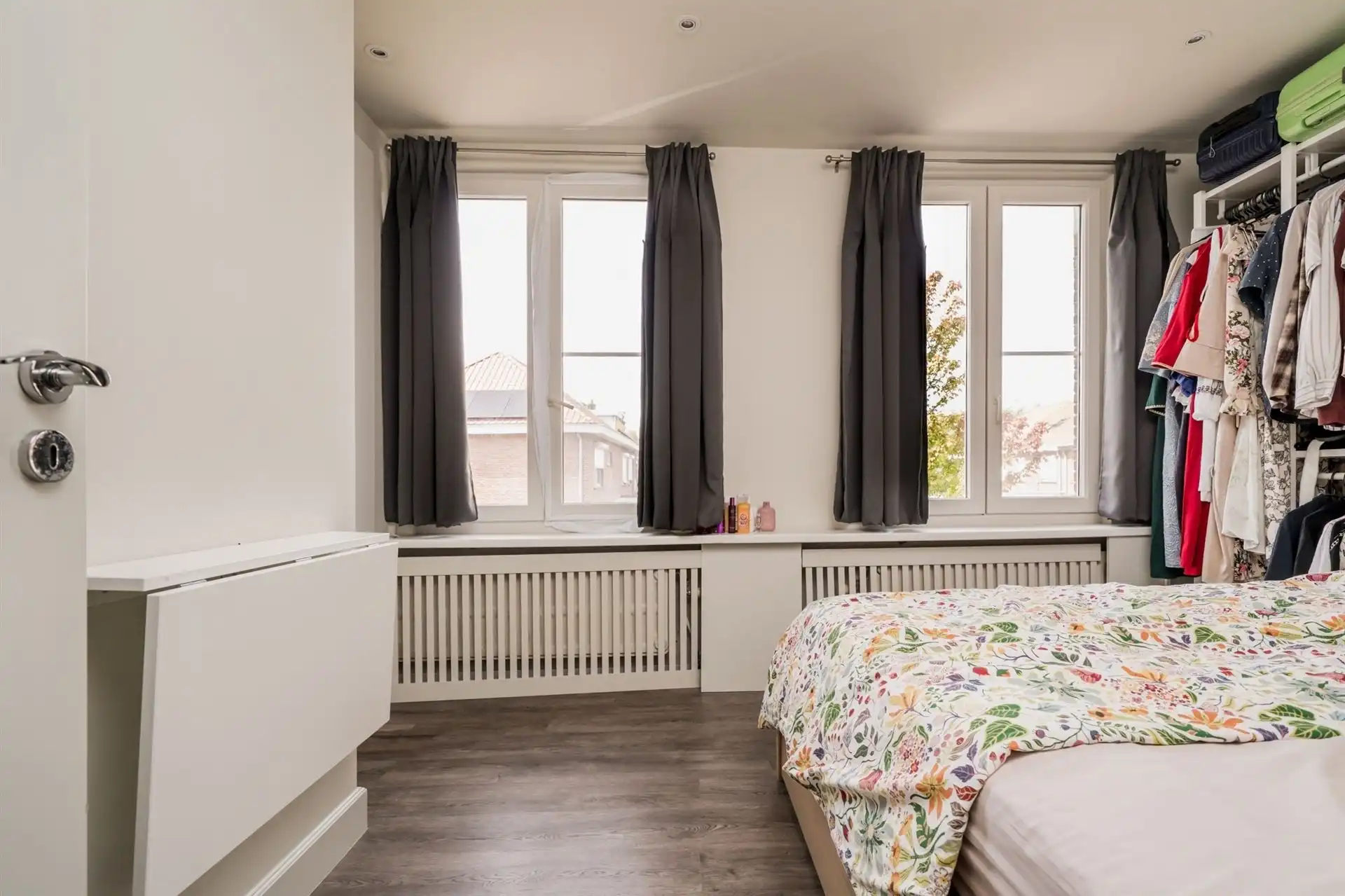 Woning met tuin + 2 garages (+ € 40.000) foto 13