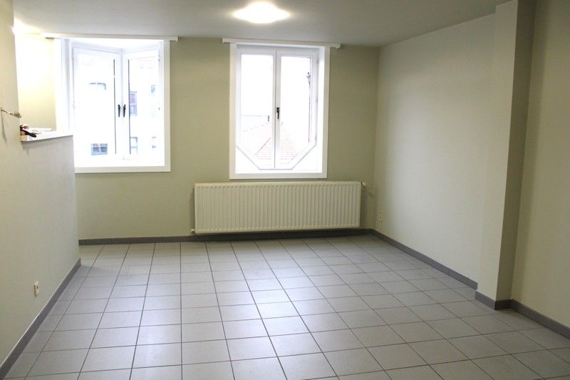 Tweeslaapkamer appartement in het centrum van Sint-Baafs-Vijve ZONDER SYNDICKOSTEN! foto 3