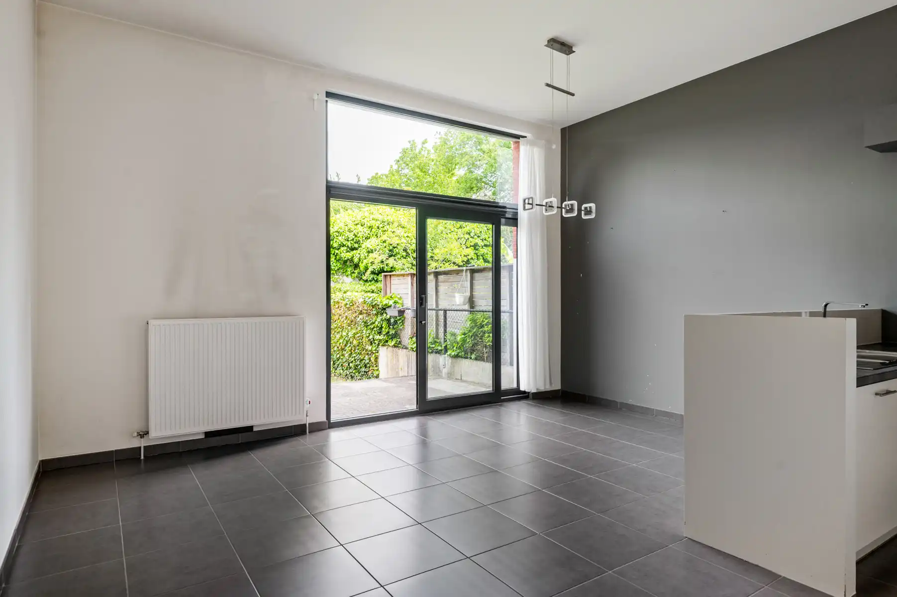 Gezinsgeluk in Mortsel:woning in rustige woonwijk met 3 SLP foto 6