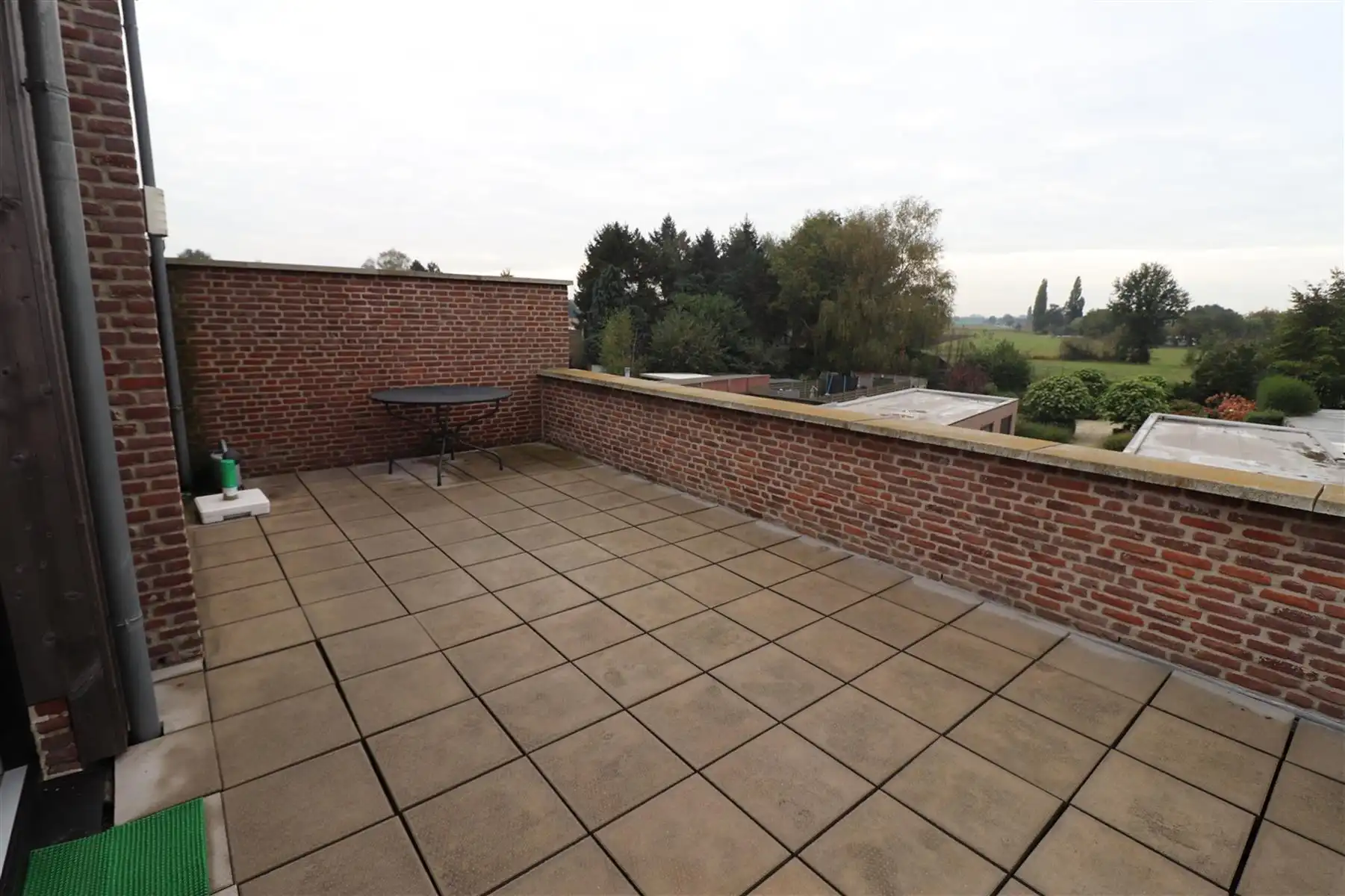 Een studio op de tweede verdieping rechts - met terras en garage foto 11
