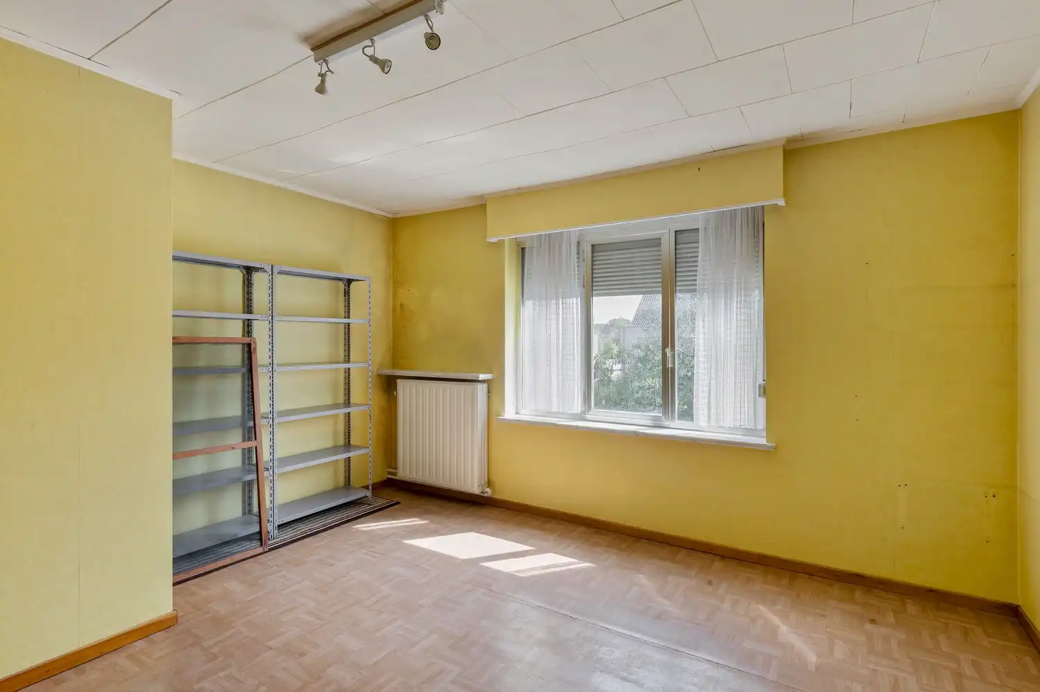 PRACHTIG GELEGEN WONING VLAK BIJ CENTRUM BONHEIDEN foto 16