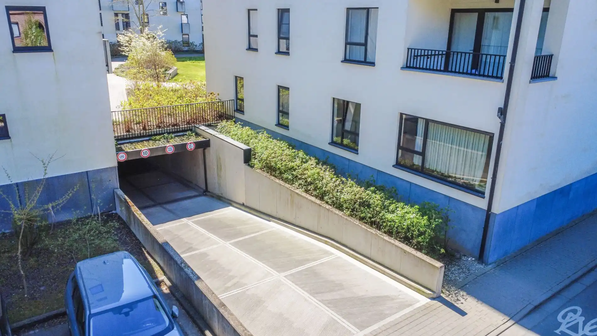 Parkeerplaats te koop Groebegrachtstraat 10 - - 1500 Halle