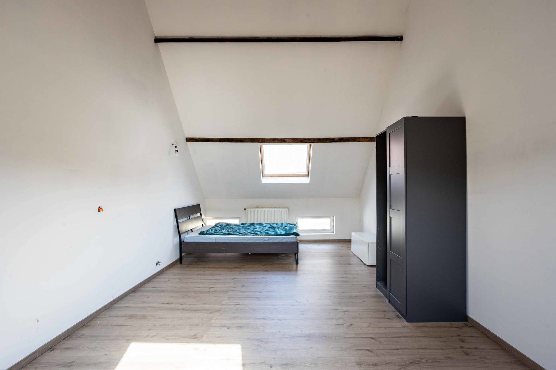 Te koop - Leuke rijwoning met 3 ruime slaapkamers foto 13