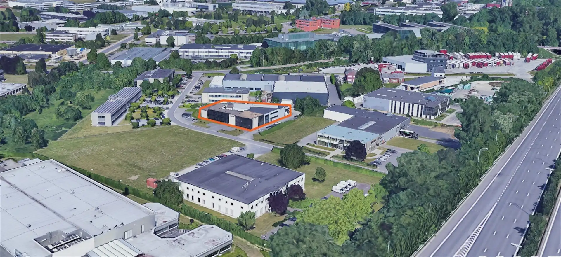 Kantoren te huur van 17m² tot 403m² foto {{pictureIndex}}