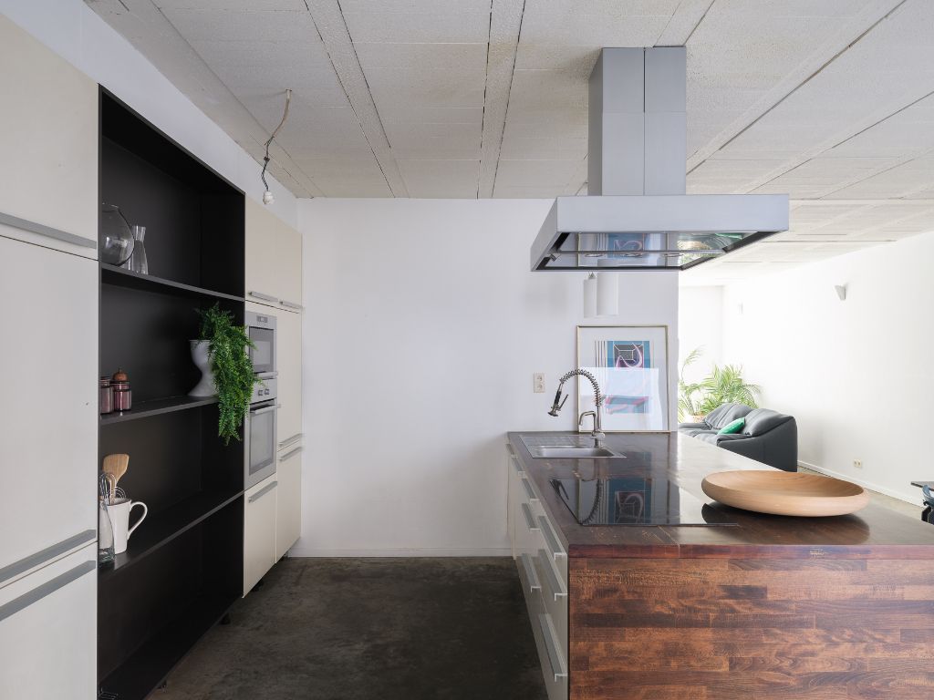 Gent Centrum – Ruime (172 m2 bvo) en karaktervolle loft-appartement in een kleinschalige residentie. foto 3