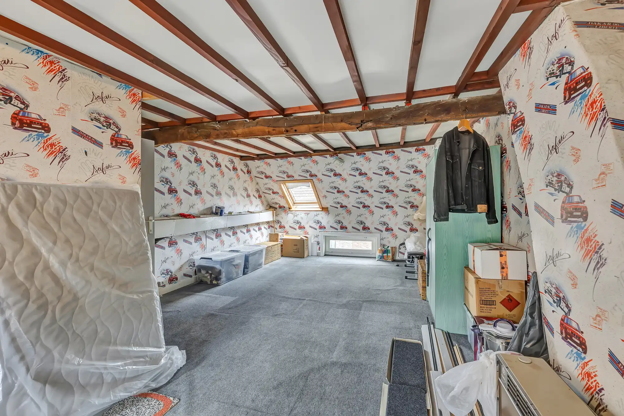 Instapklare woning met ruime bijruimte en garage in Ninove foto 17