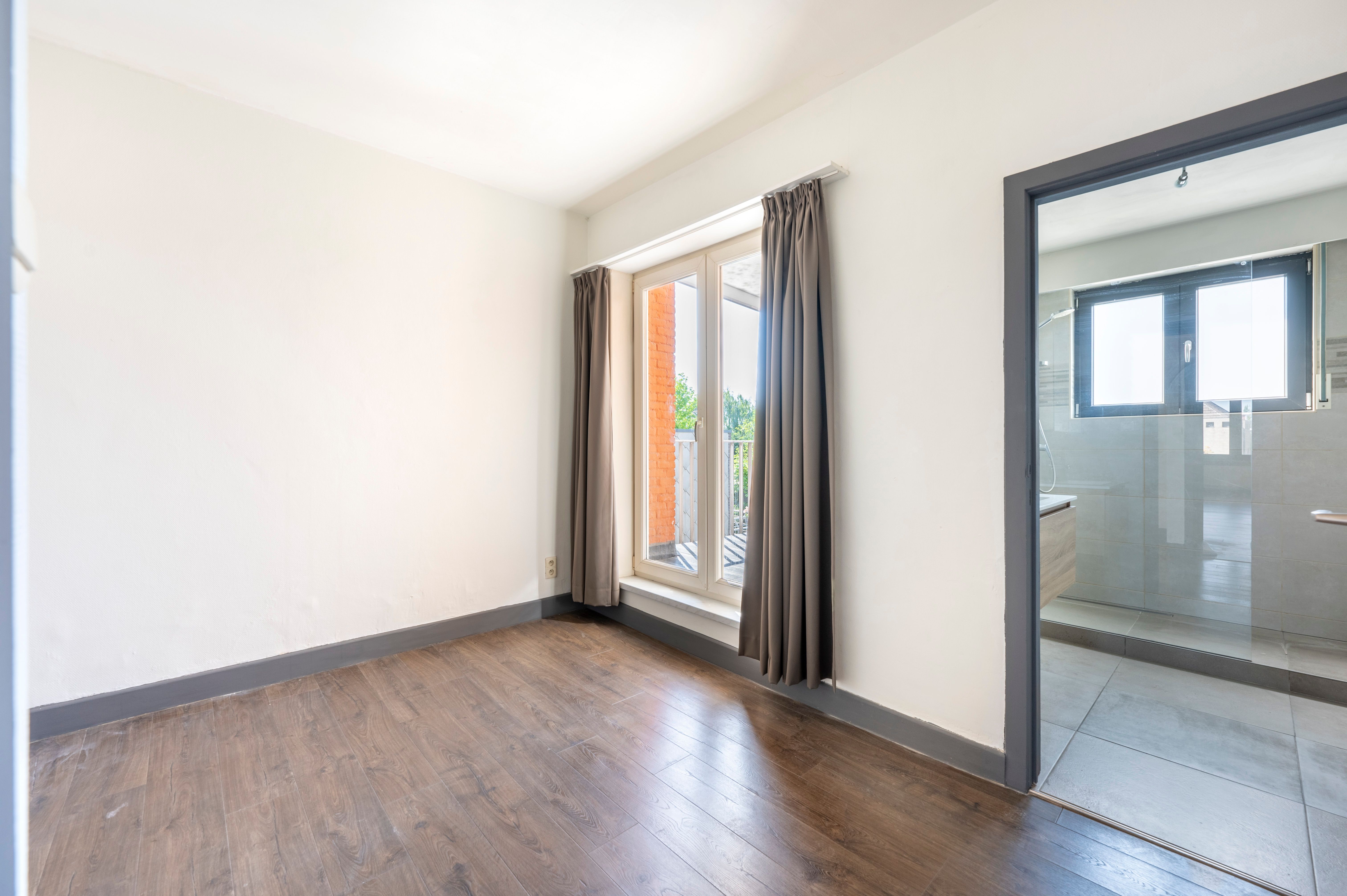 Tof éénslaapkamer appartement met terras in Merksem! foto 7