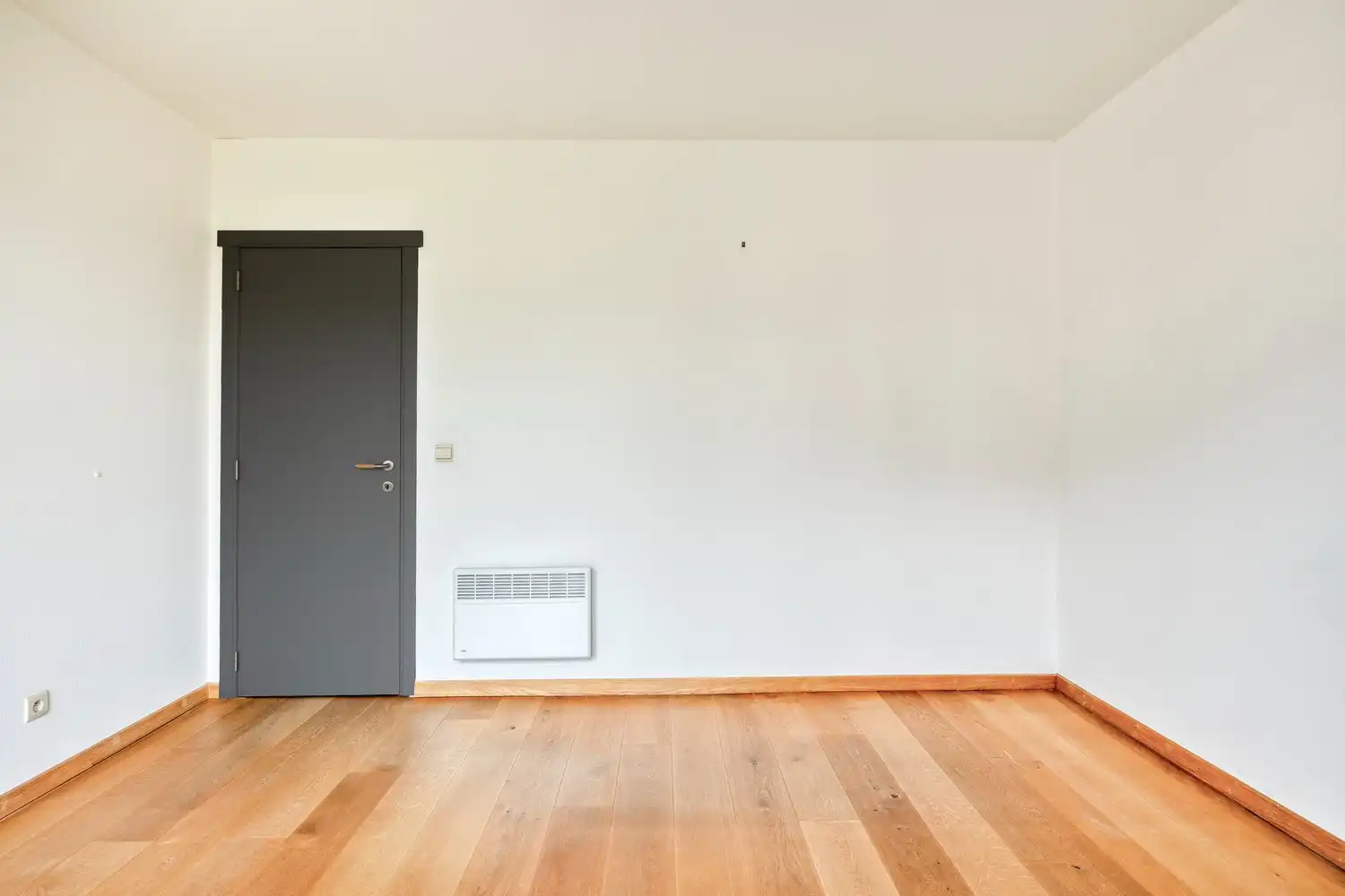 Ruim en lichtrijk appartement met twee terrassen en uitzicht op het Vijverpark aan de rand van Anderlecht 🌿 foto 13