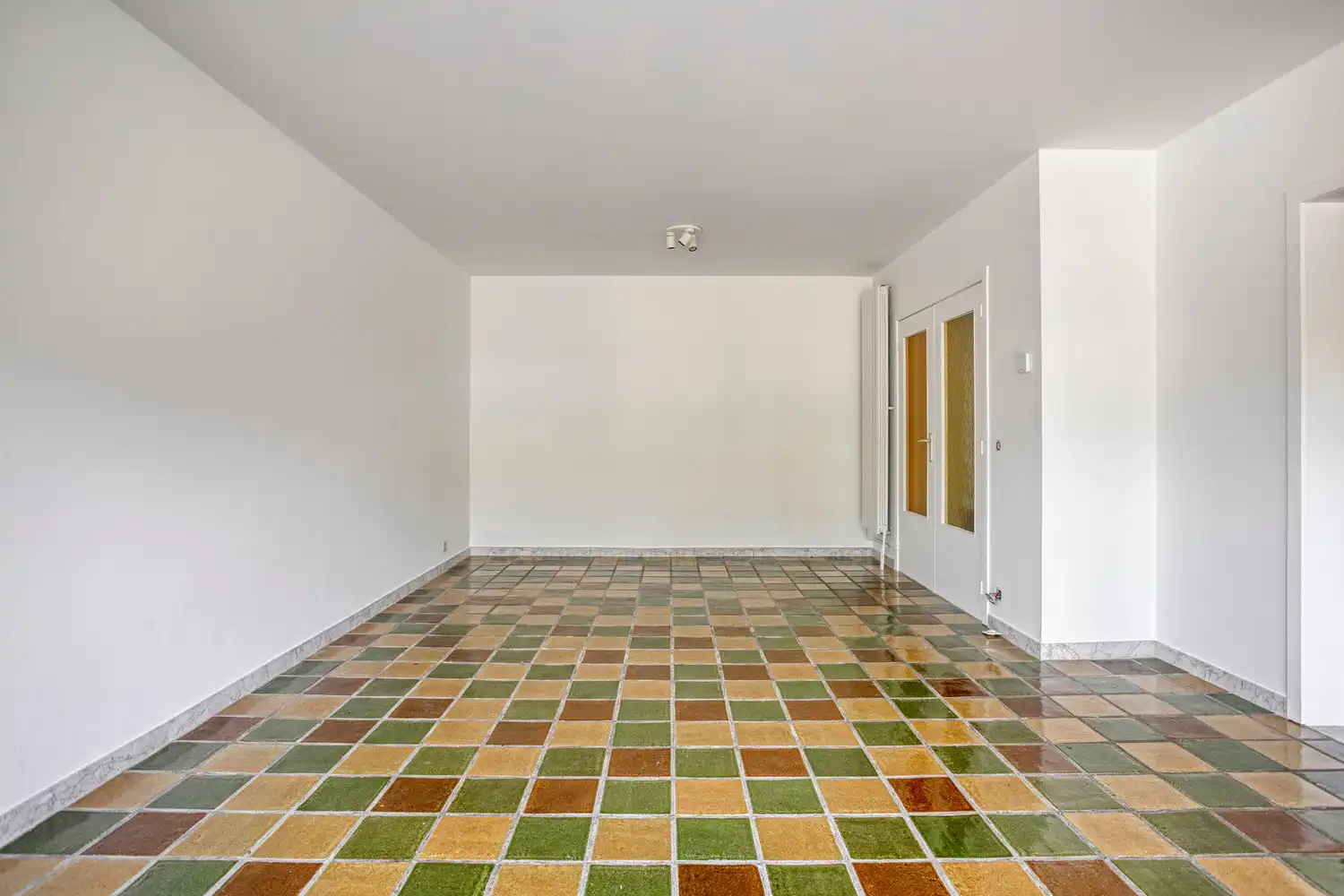 INSTAPKLAAR APPARTEMENT MET 2 SLPKS, 2 TERRASSEN EN AUTOSTAANPLAATS TE DIEST! foto 5