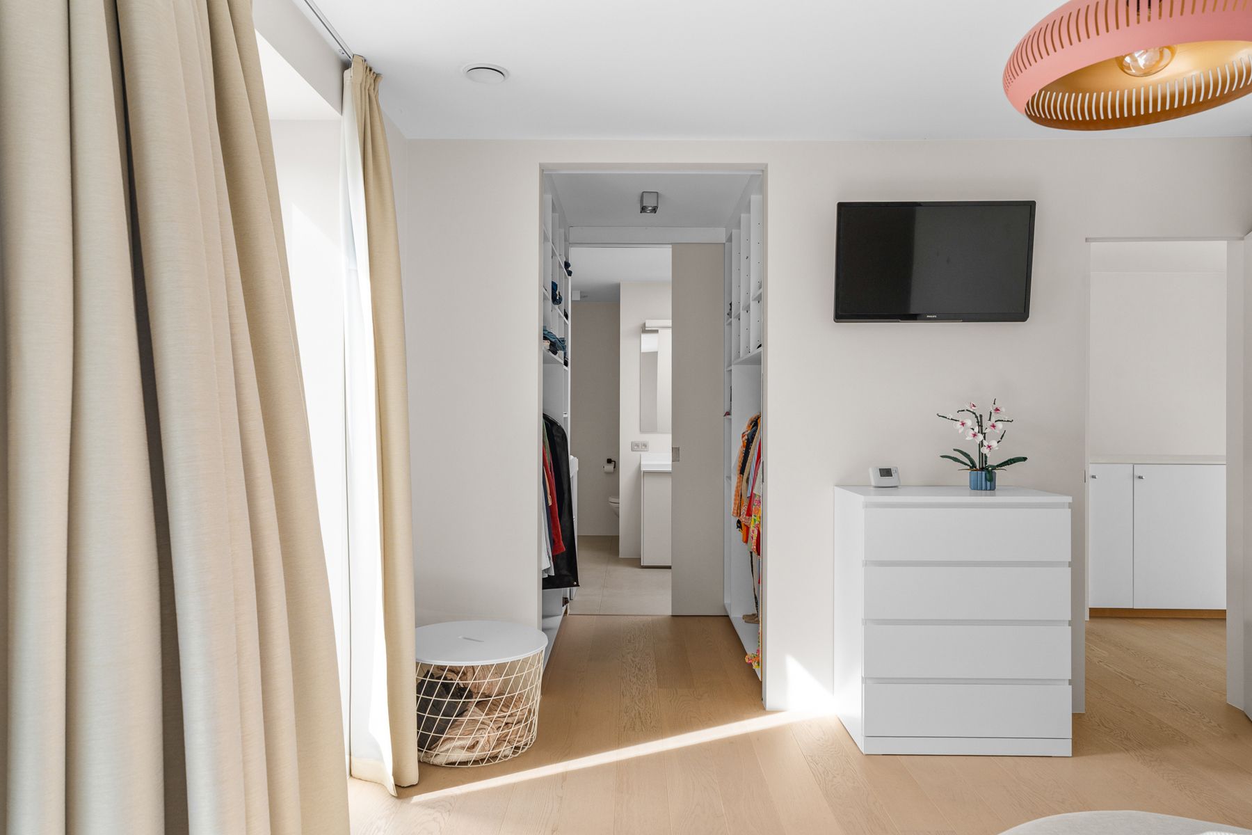 Strakke moderne 4 slpk. villa op ruim ZW perceel! foto 18